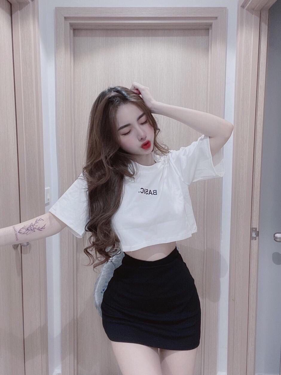 Sét áo croptop áo thun chân váy body midi sét bộ áo thun chân váy siêu xinh  