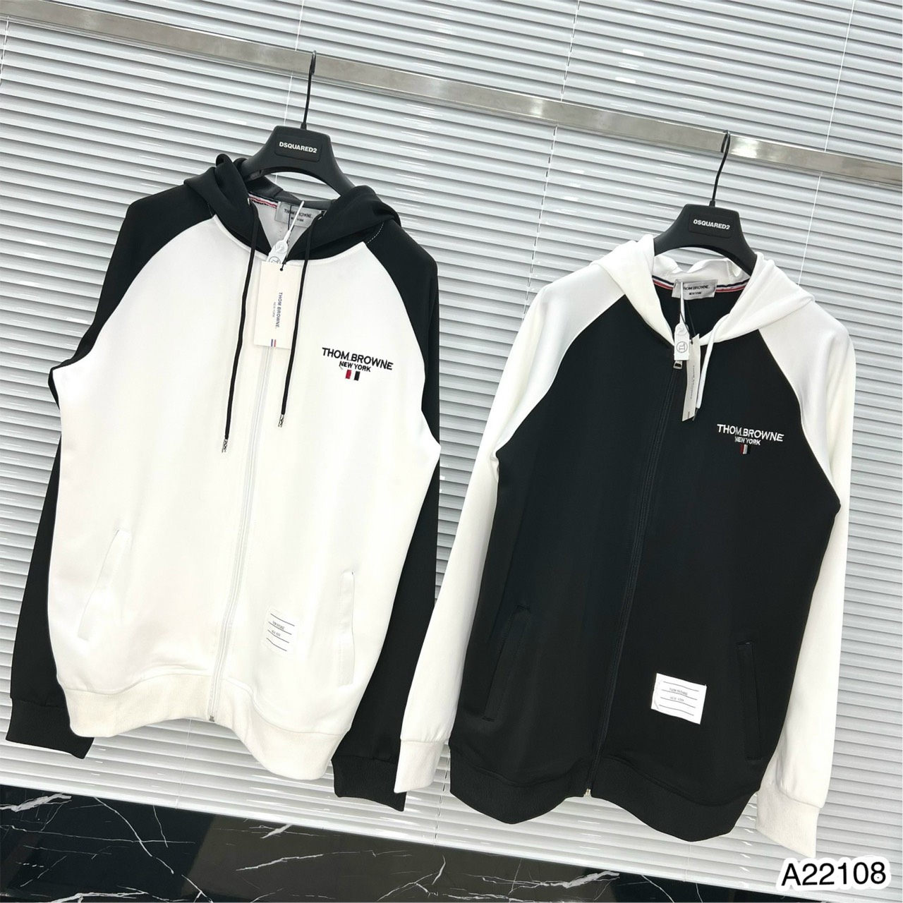 Áo khoác thom browne nam thêu chữ cực xịn - áo khoác nam thom browne kẻ sọc siêu đẹp