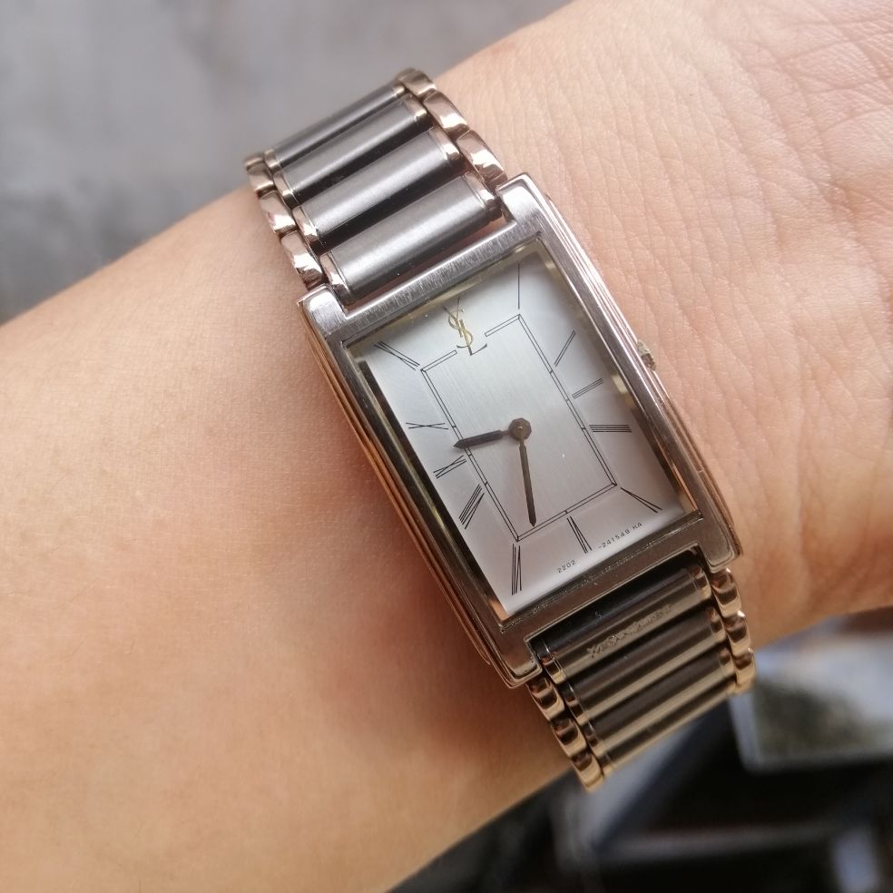 Đồng hồ nữ hiệu ysl dòng máy citizen cao cấp của nhật
