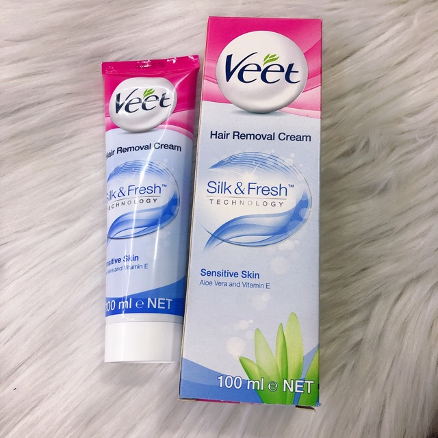 Kem Tẩy Lông Veet Silk & Fresh cho da nhạy cảm Chính Hãng, Hiệu Quả Tức Thì, An Toàn, Không Đau Rát (Chính Hãng 100 ml)