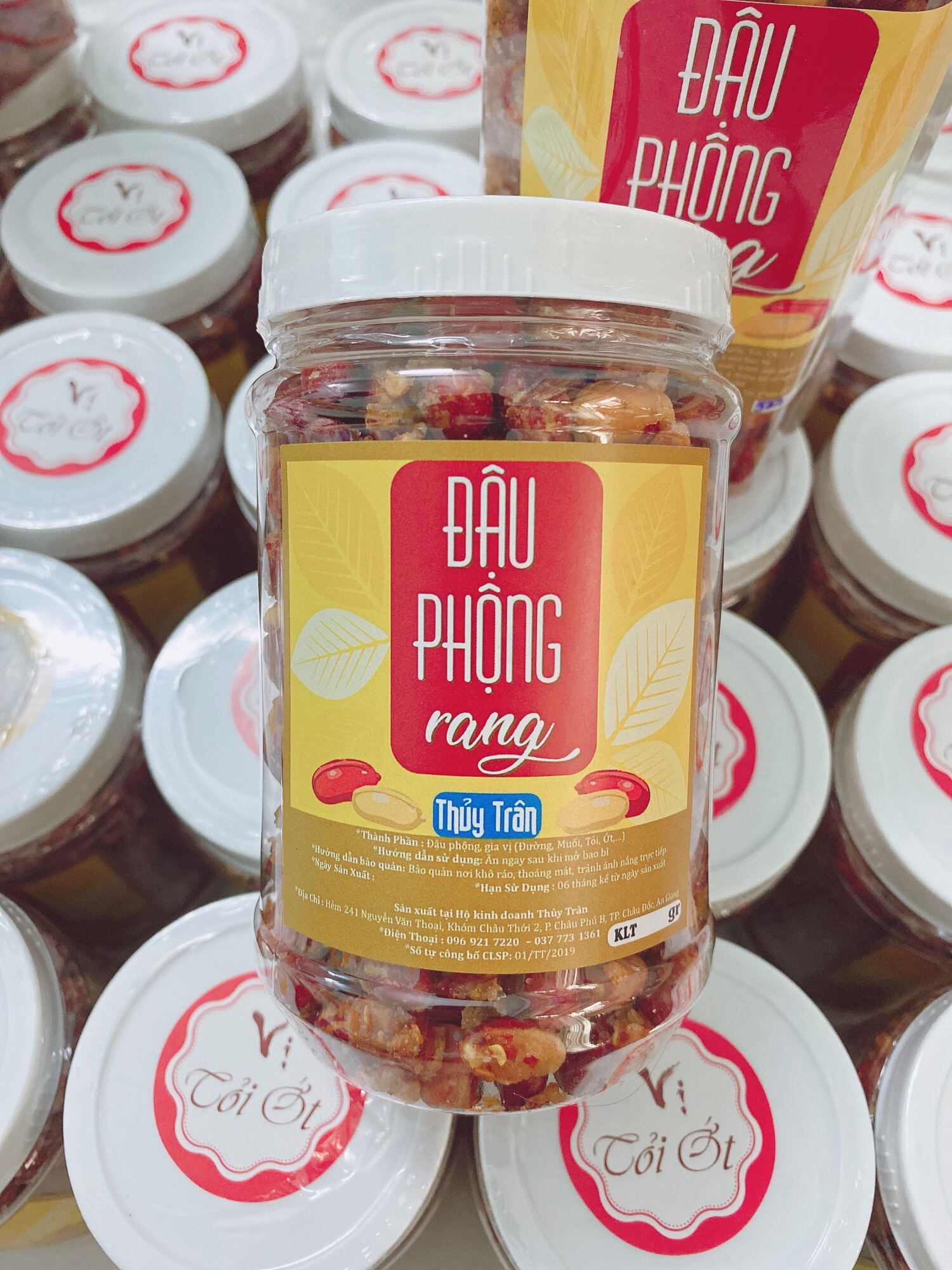 Đậu phộng rang tỏi ớt đậm vị - Hũ 300gr.