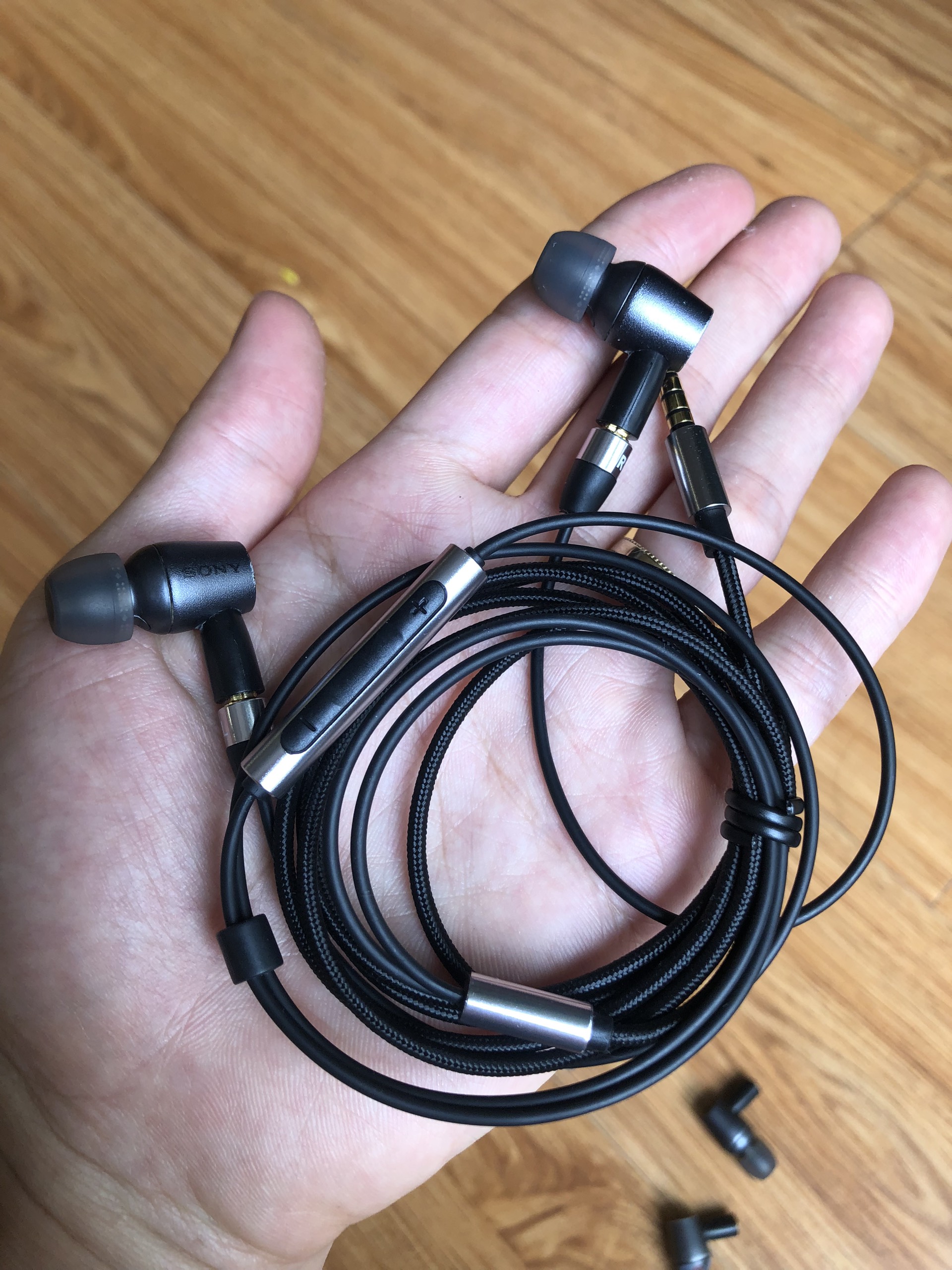 Tai nghe hires sony ex750 chế MMCX chuyên trị nhạc chất lượng cao