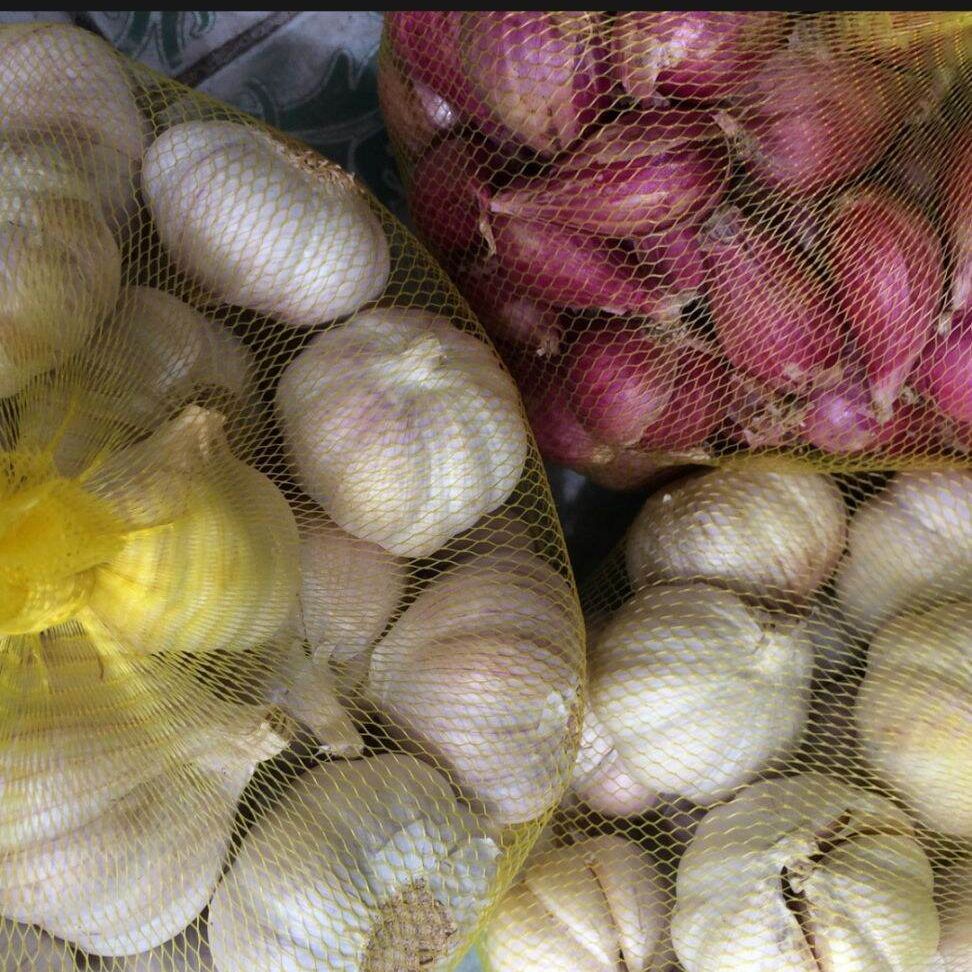 combo 2kg gồm 1kg hành và 1 kg tỏi Ninh Thuận