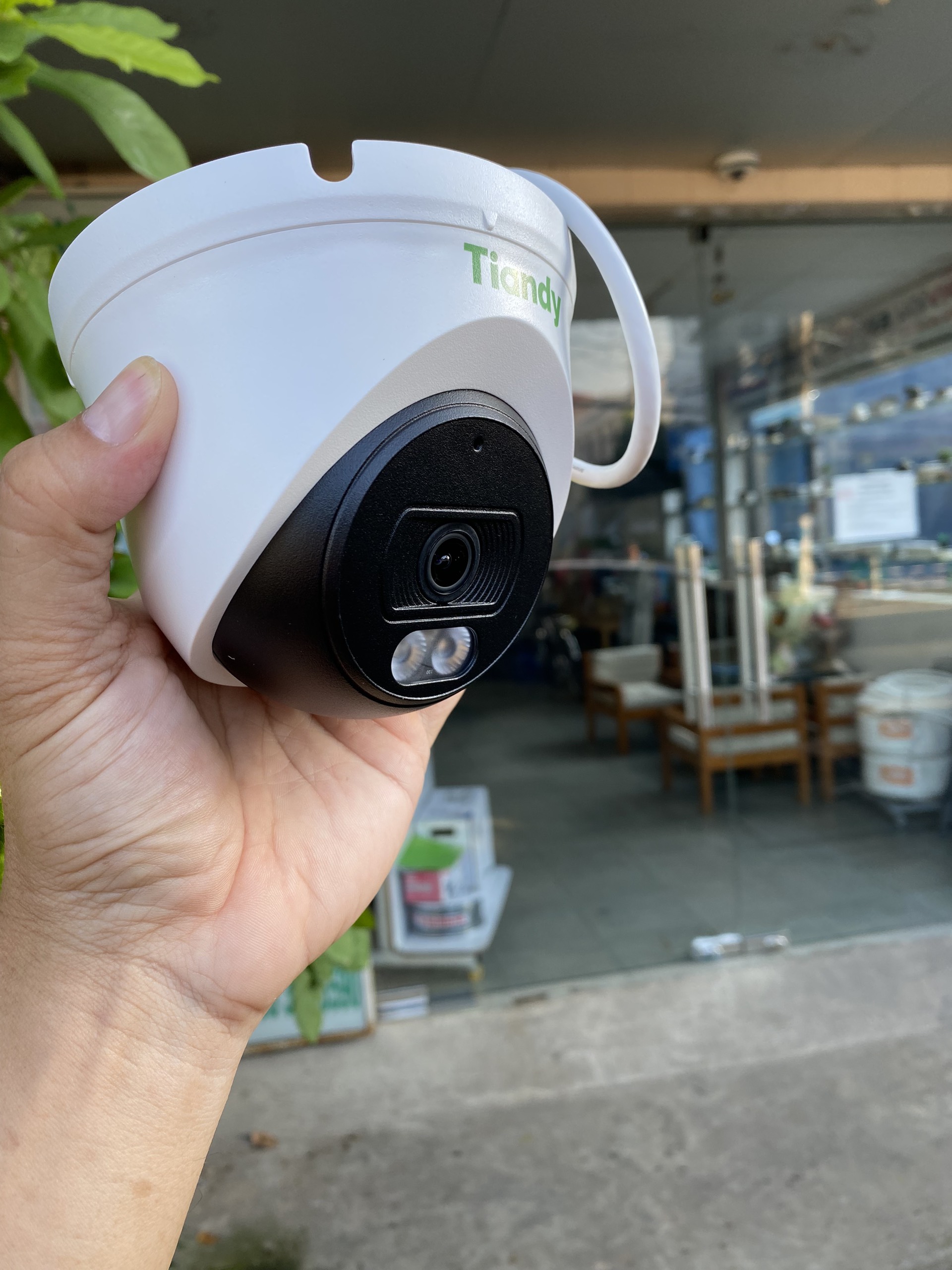 Camera IP dome Tiandy TC-C13XN 3.0MP 2.8mm,Có MIC, Có PoE, Có LED màu đêm và Hồng Ngoại