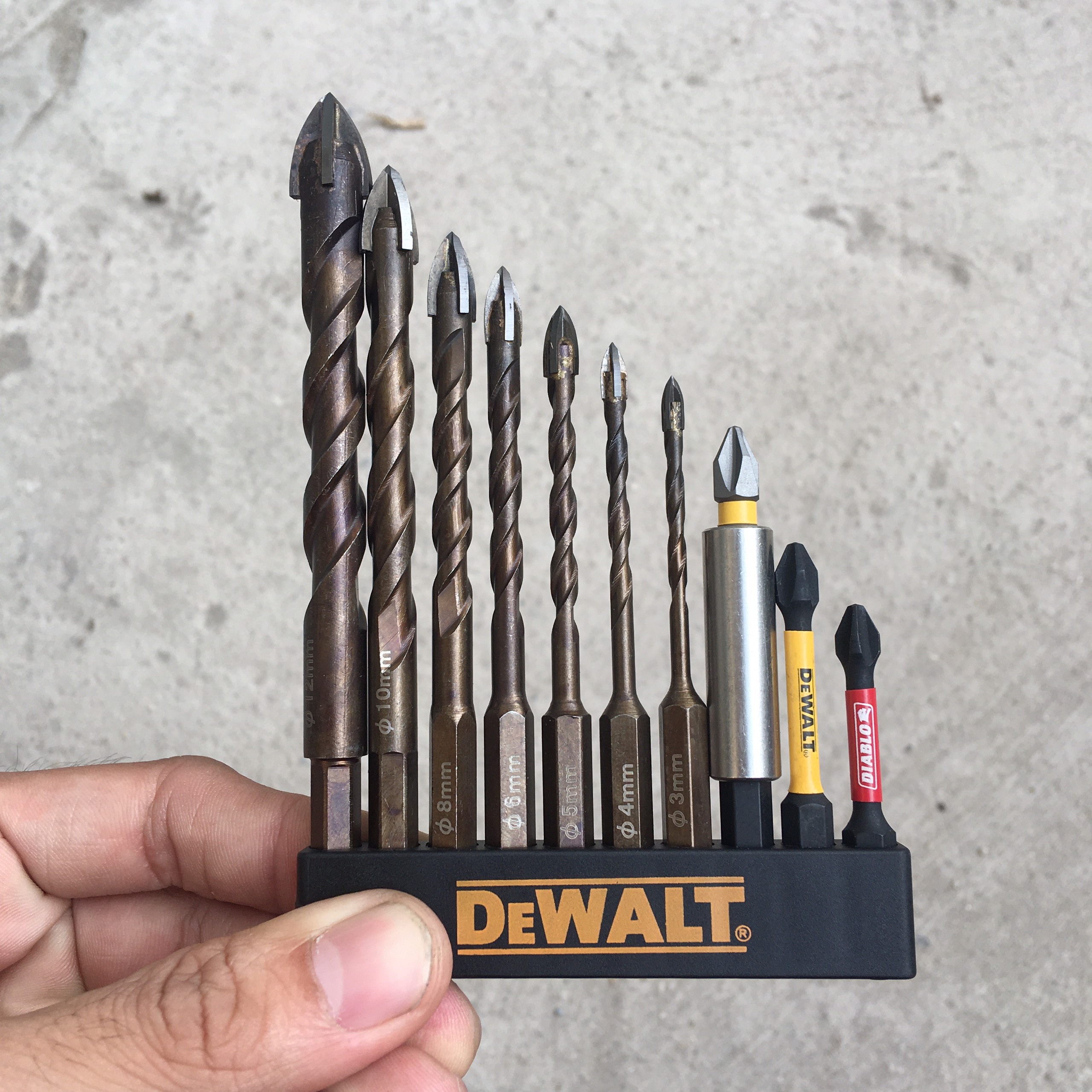 Bộ Mũi Khoan Đa năng Chân Gài Hình Lục Giác + Mũi Vít