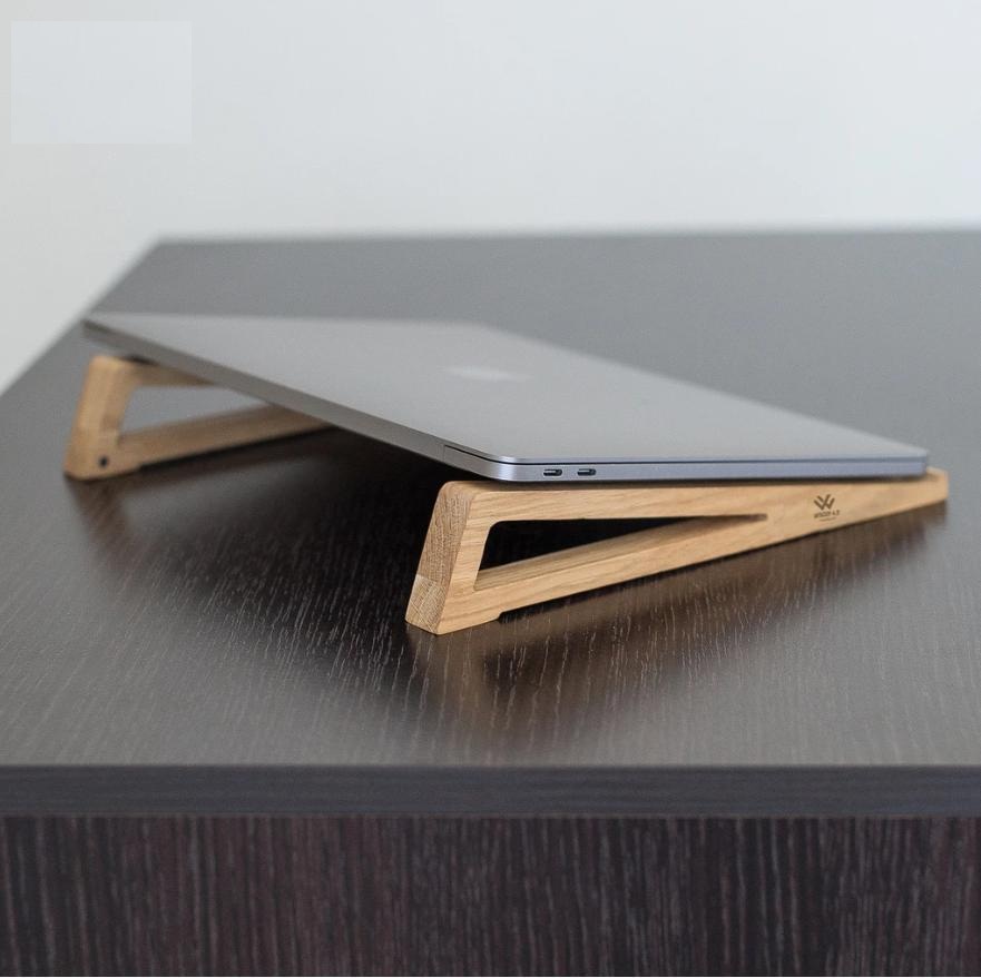 Kệ Gỗ Macbook, Giá Đỡ Laptop Chữ V Bằng Gỗ Thông Tự Nhiên, Đơn Giản