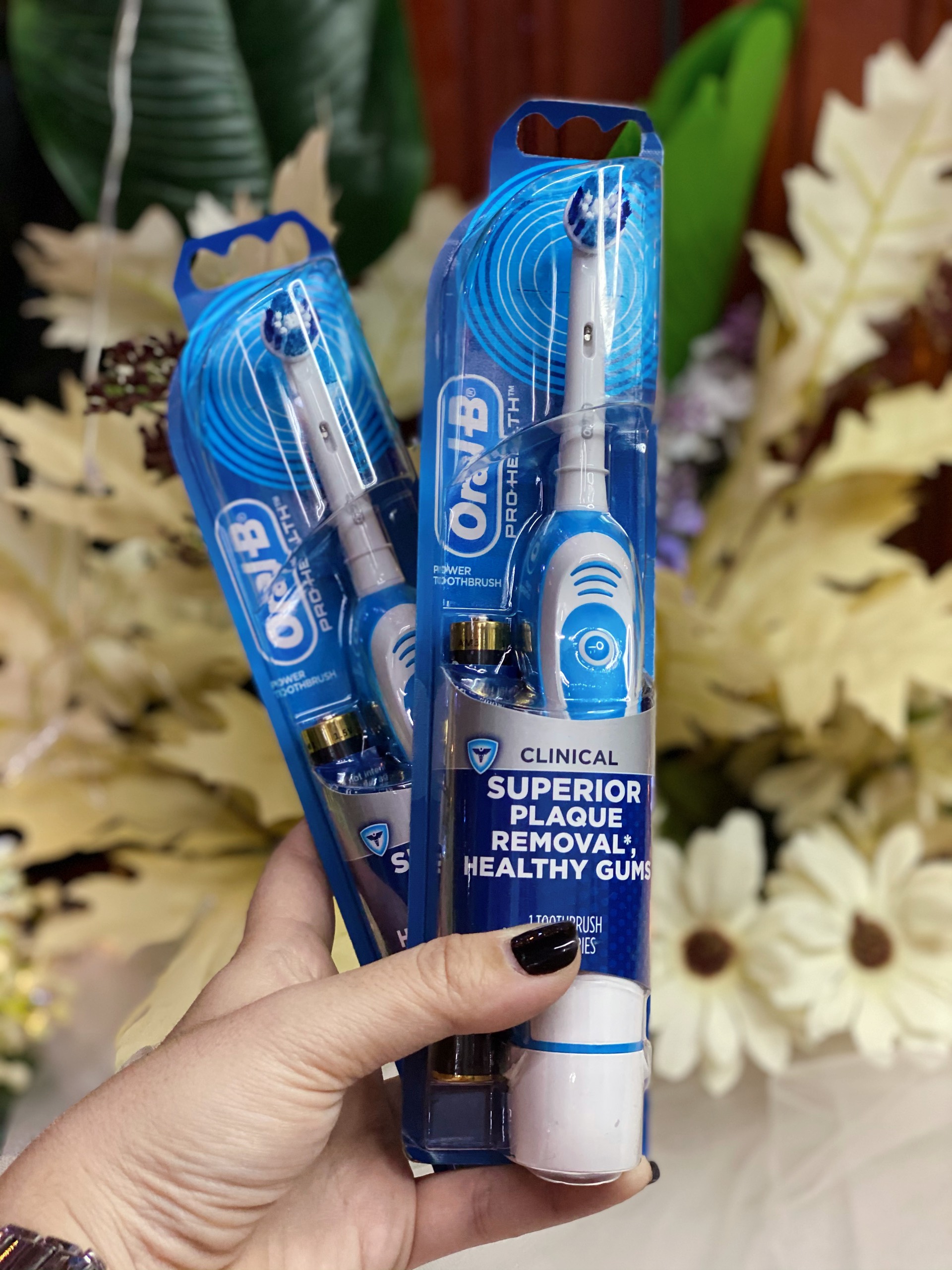 Bàn chải Oral-B Pro-Health Clinical - Mỹ