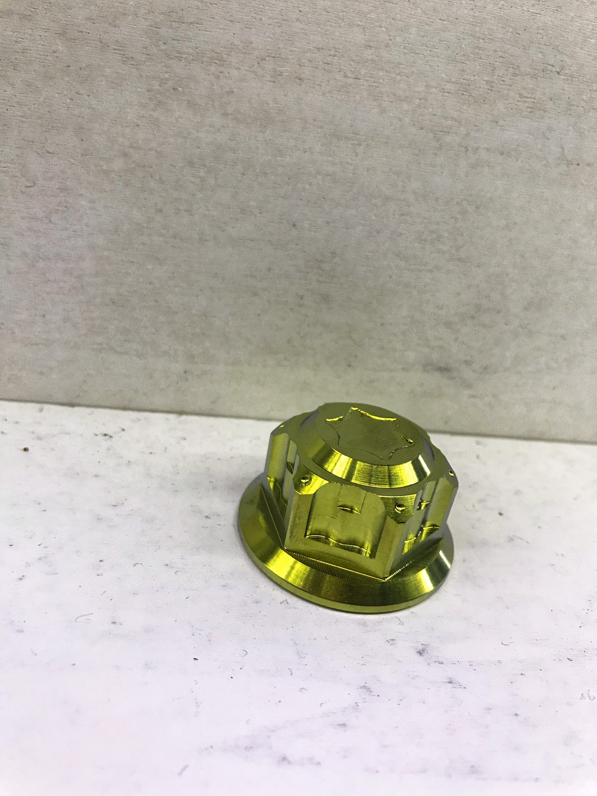Ốc Titan gắn chụp cốt bánh sau xe tay ga: Vario, Ab, Sh...