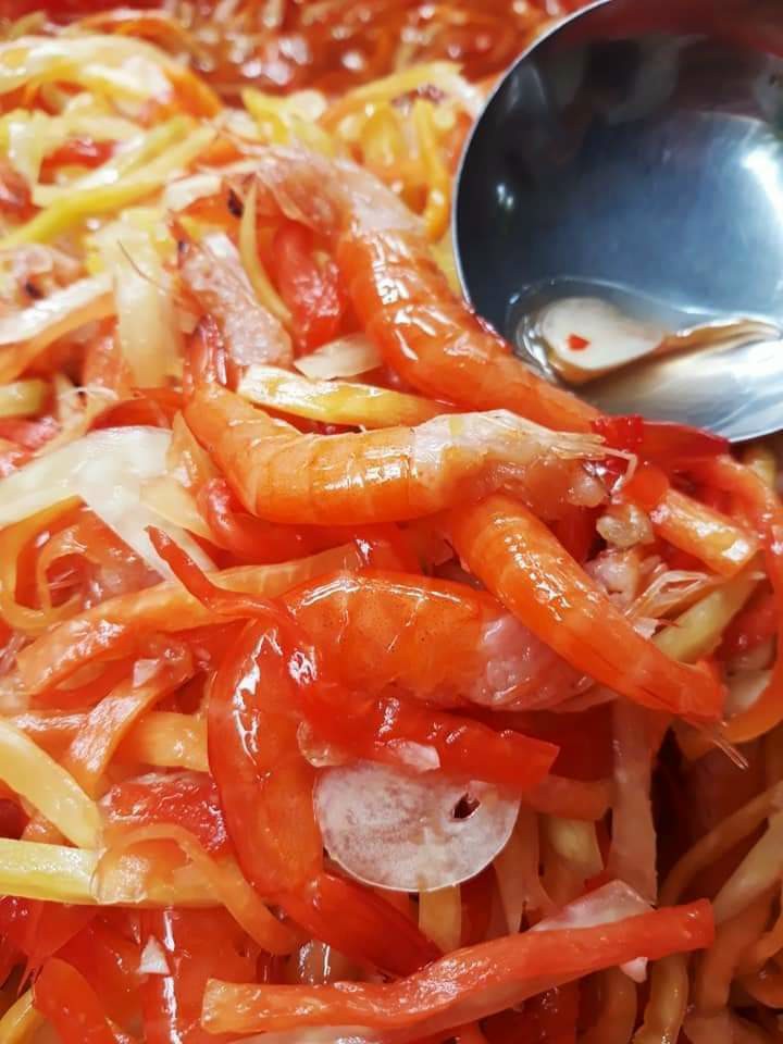 Hũ 500gr mắm tép trộn đu đủ.