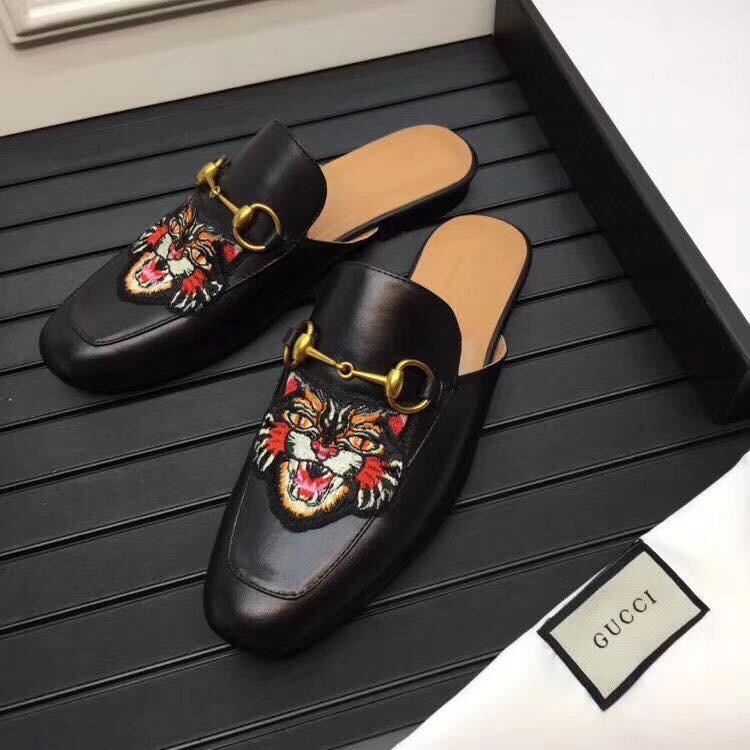 Sục thêu mèo hổ nam