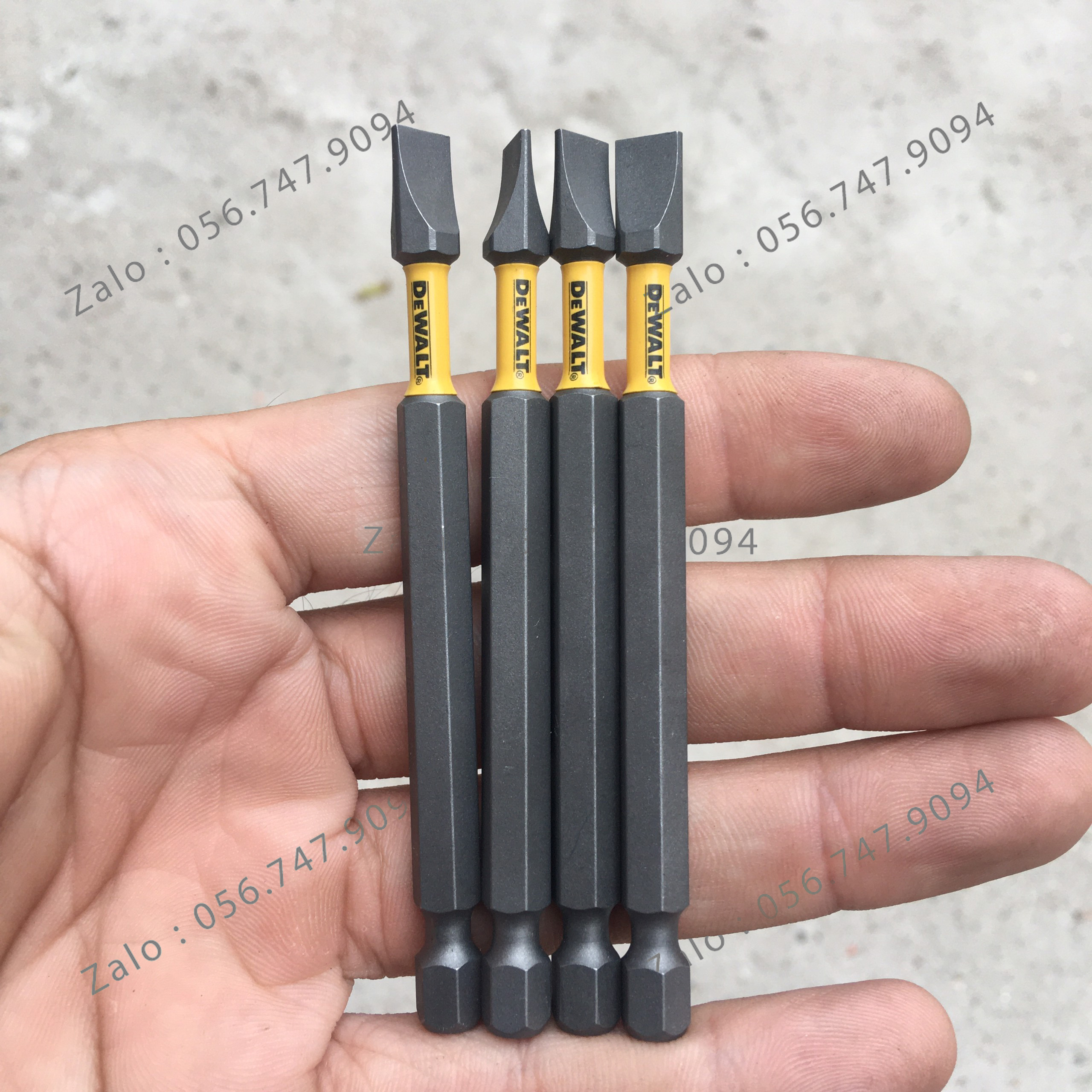 [1 Cái]Mũi Vít Dẹp DEWALT SL8 Dài 90mm