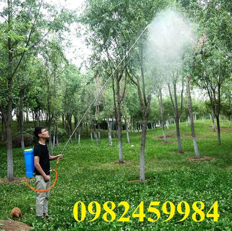 Cần phun tưới tầm cao, xa 3 mét to