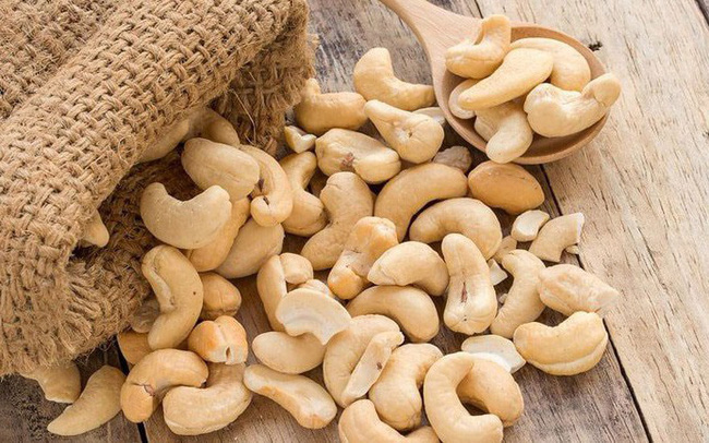Hạt điều vỡ tách vỏ