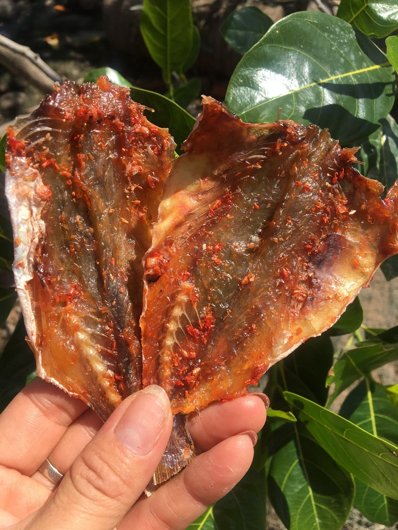 Khô cá đù xẻ gia vị mặm - ngọt vừa ăn - tú vy food - khô cá đù xẻ từng con