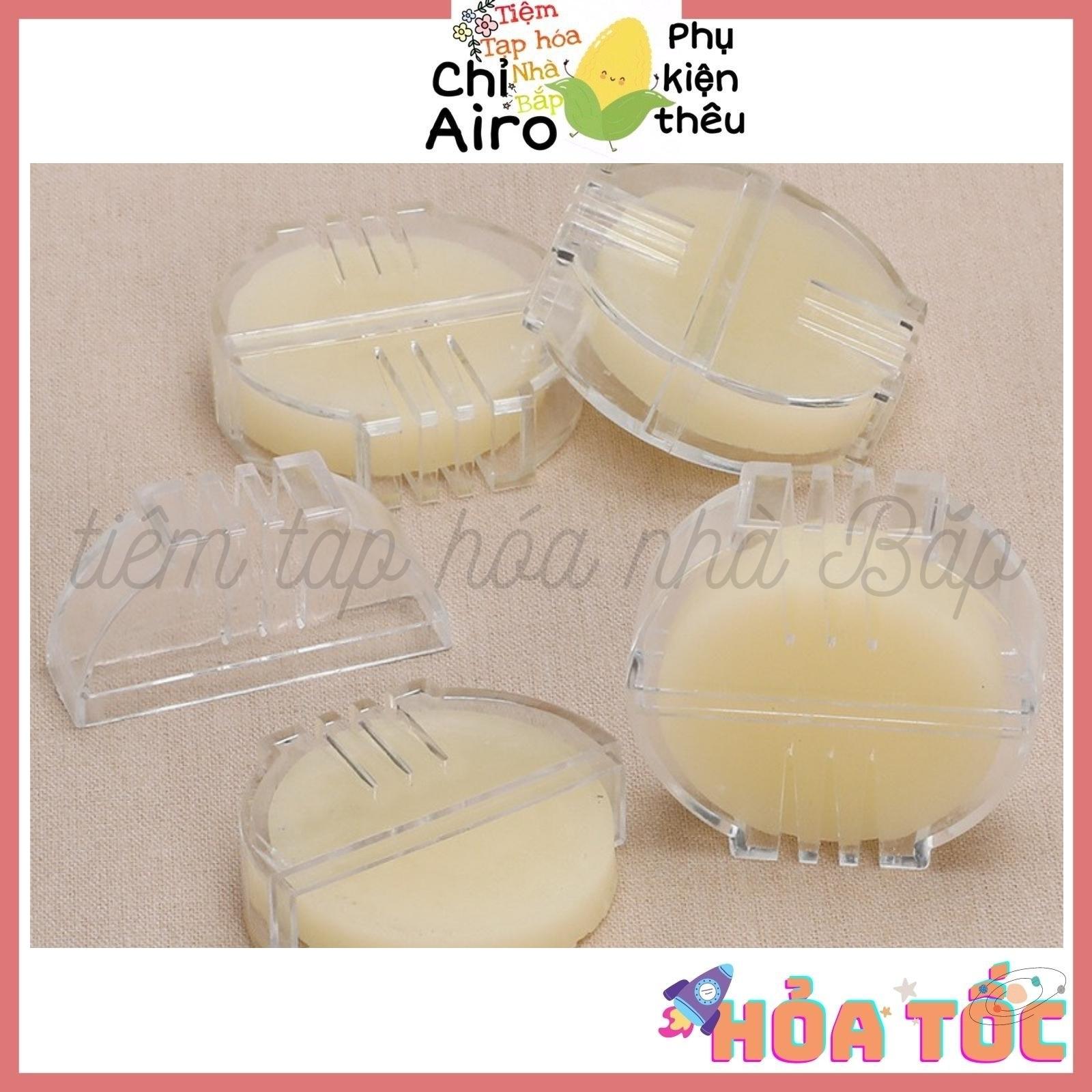 Sáp Ong Vàng Vuốt Chỉ Thêu Cao Cấp Có Hộp Kéo