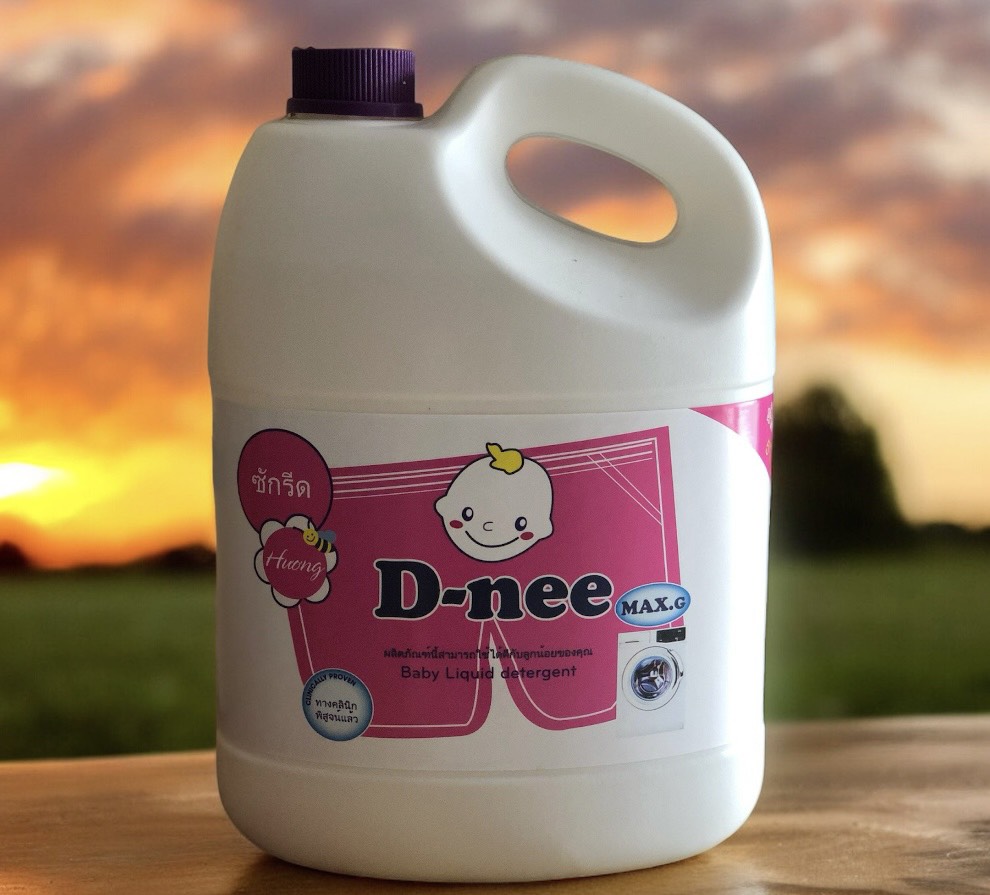 Nước giặt quần áo cho trẻ "dnee max" can 3,8l =>