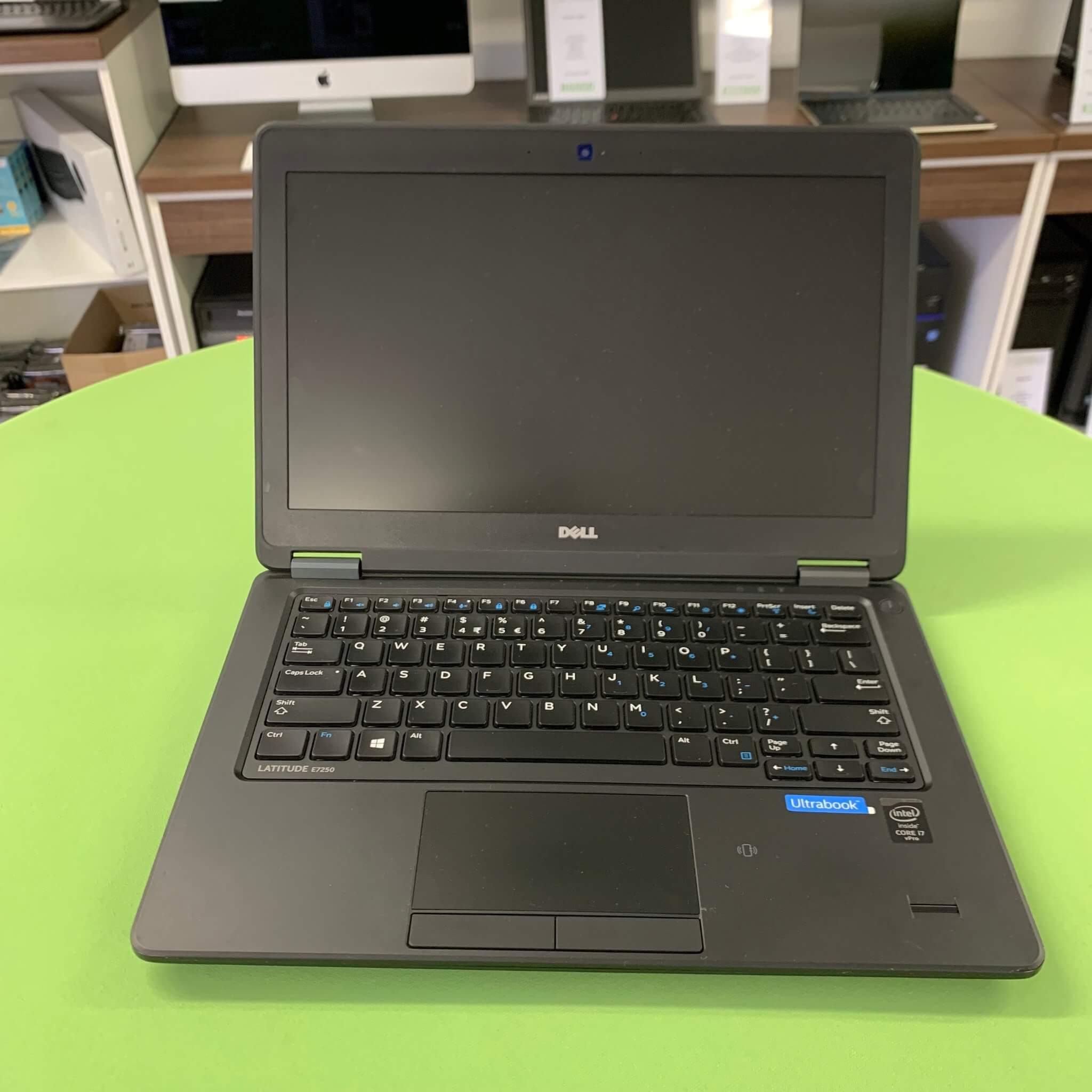 [Trả góp 0%]Laptop Dell Latitude E7250 Core i5 5300U Ram 4G SSD 128G 12.5inch 1.3Kg mỏng nhẹ và nhỏ gọn - Bảo hành 12 tháng - Tặng Balo chuột không dây