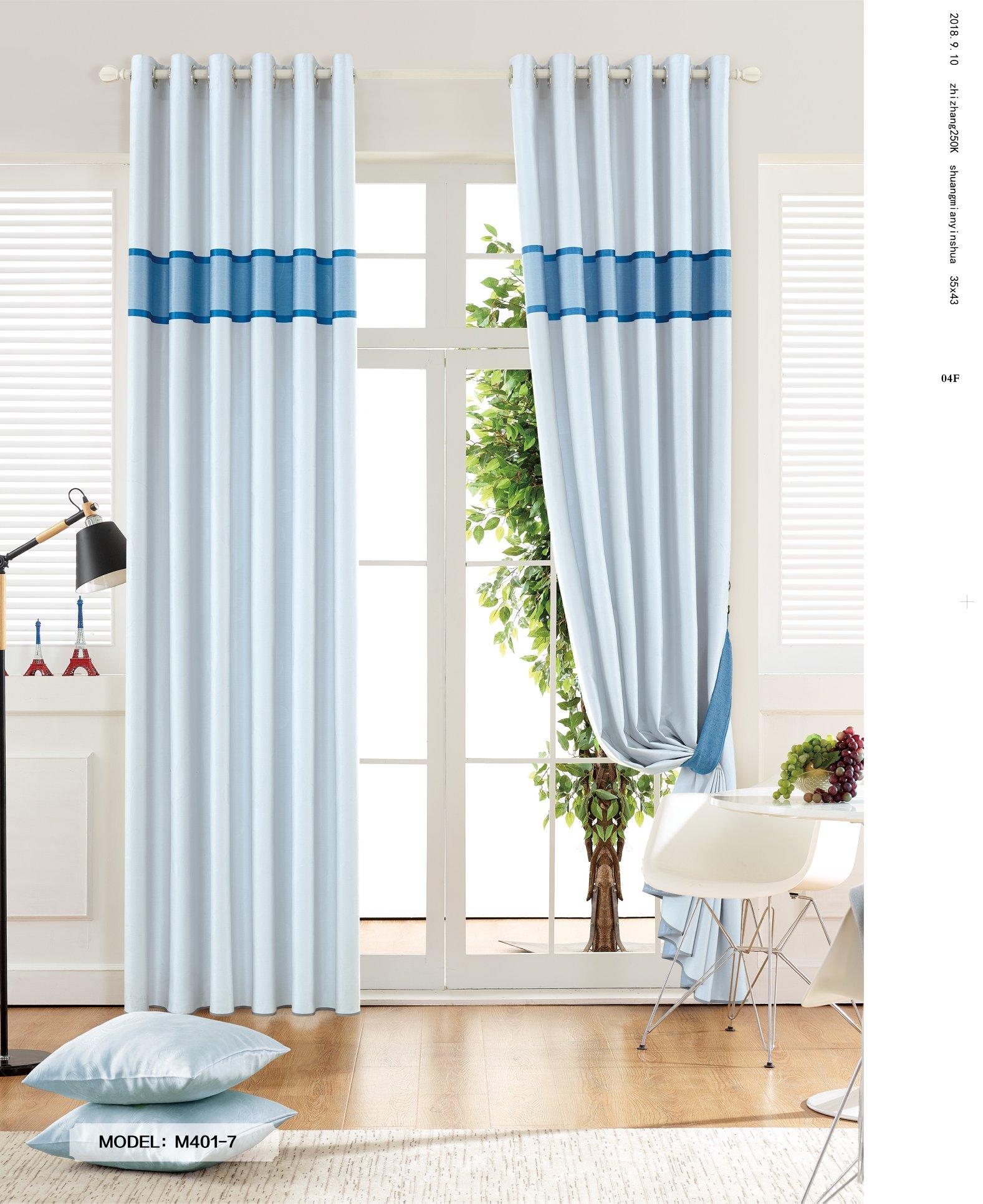 Không gian trong nhà sẽ trở nên tươi mới và tươi mát với sự xuất hiện của rèm cửa màu xanh da trời. Màu sắc tươi sáng này sẽ giúp bạn cảm thấy thư giãn và thoải mái khi ở trong nhà. Hãy khám phá hình ảnh liên quan để tận hưởng cảm giác tuyệt vời này.