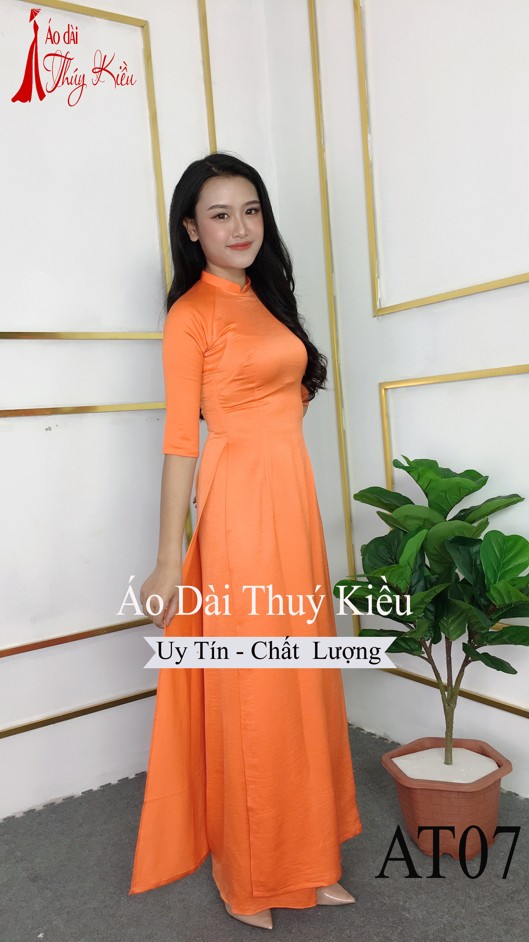 Áo dài Thúy Kiều trơn lụa Tây Thi cổ tàu màu cam AT07 - Xưởng áo dài