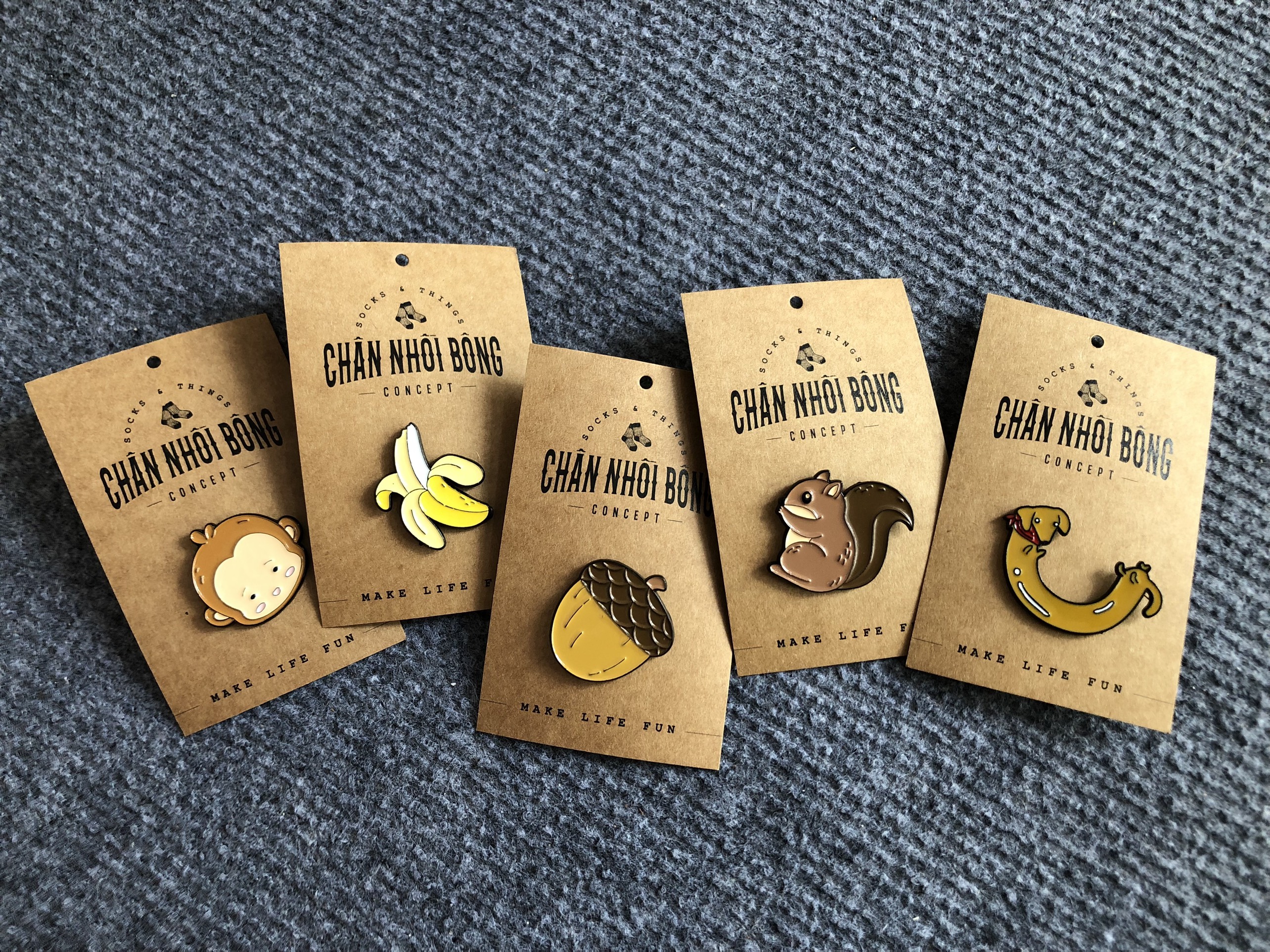 Pin cài áo, cài balo - Cá tính, dễ thương.