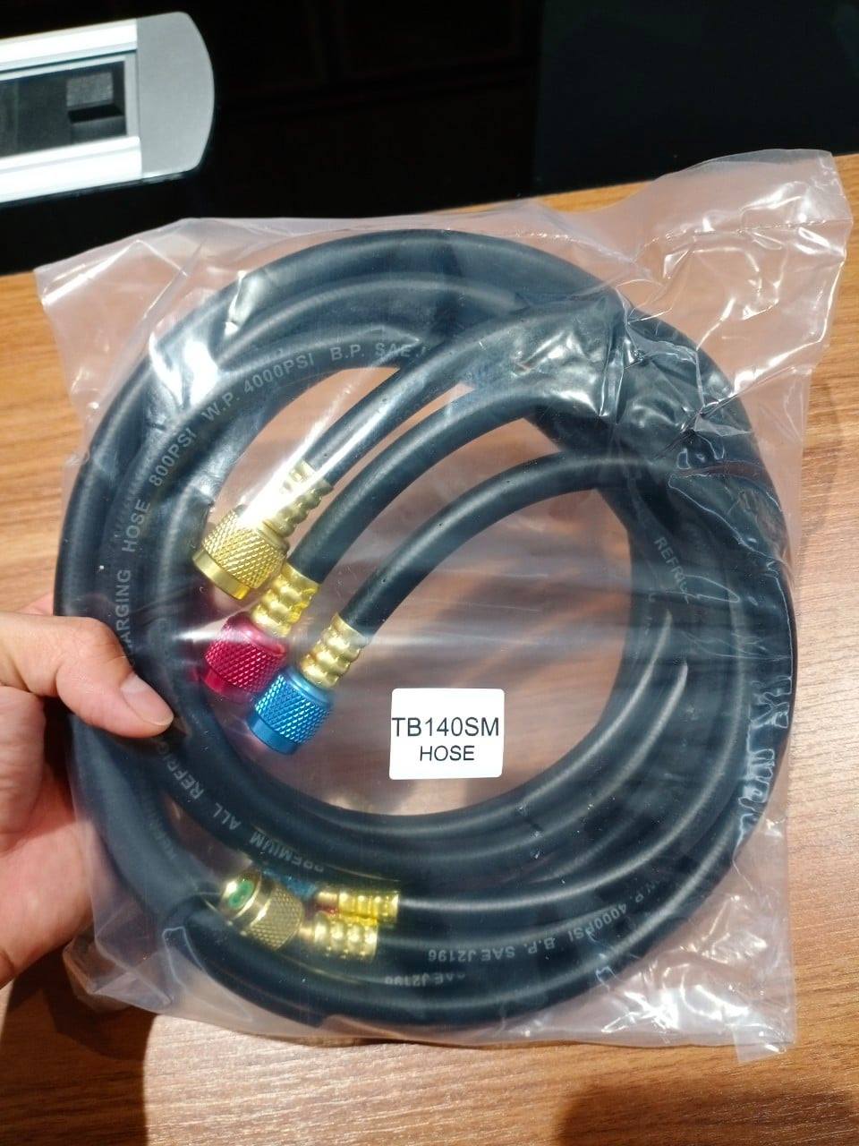 Dây nạp ga máy lạnh tasco tb140sm hose