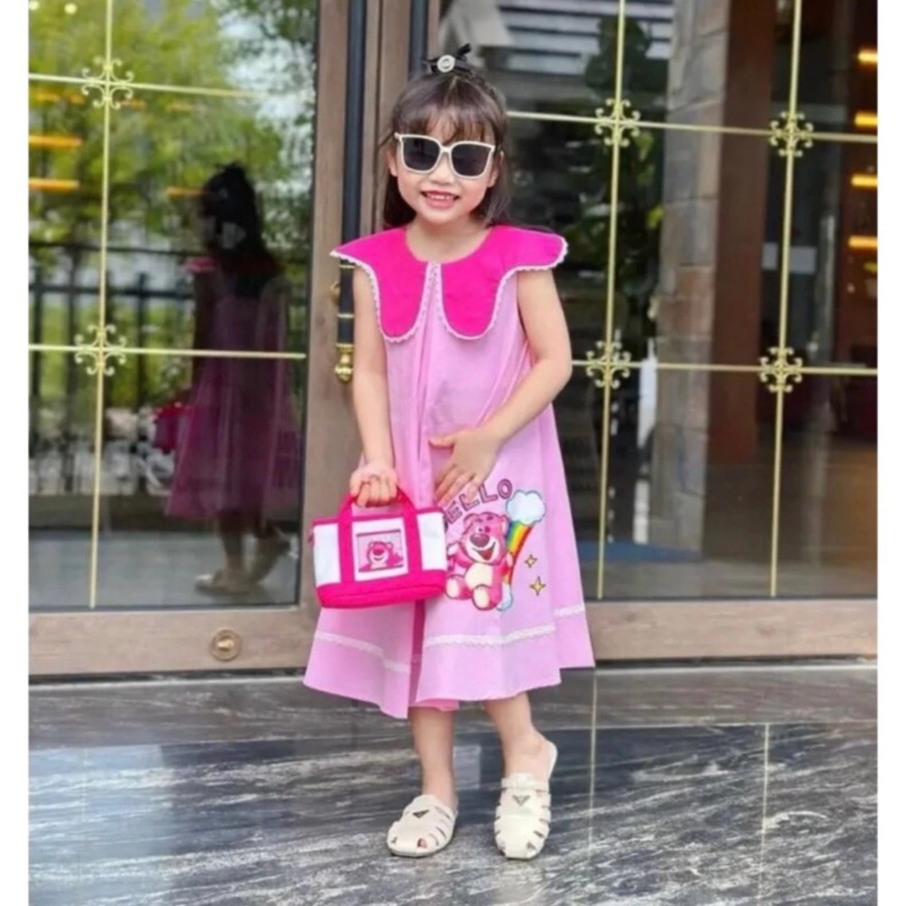 Đầm bé gái gấu dâu hello size 10-30kg, váy bé gái sát nách, quần áo trẻ em bé gái