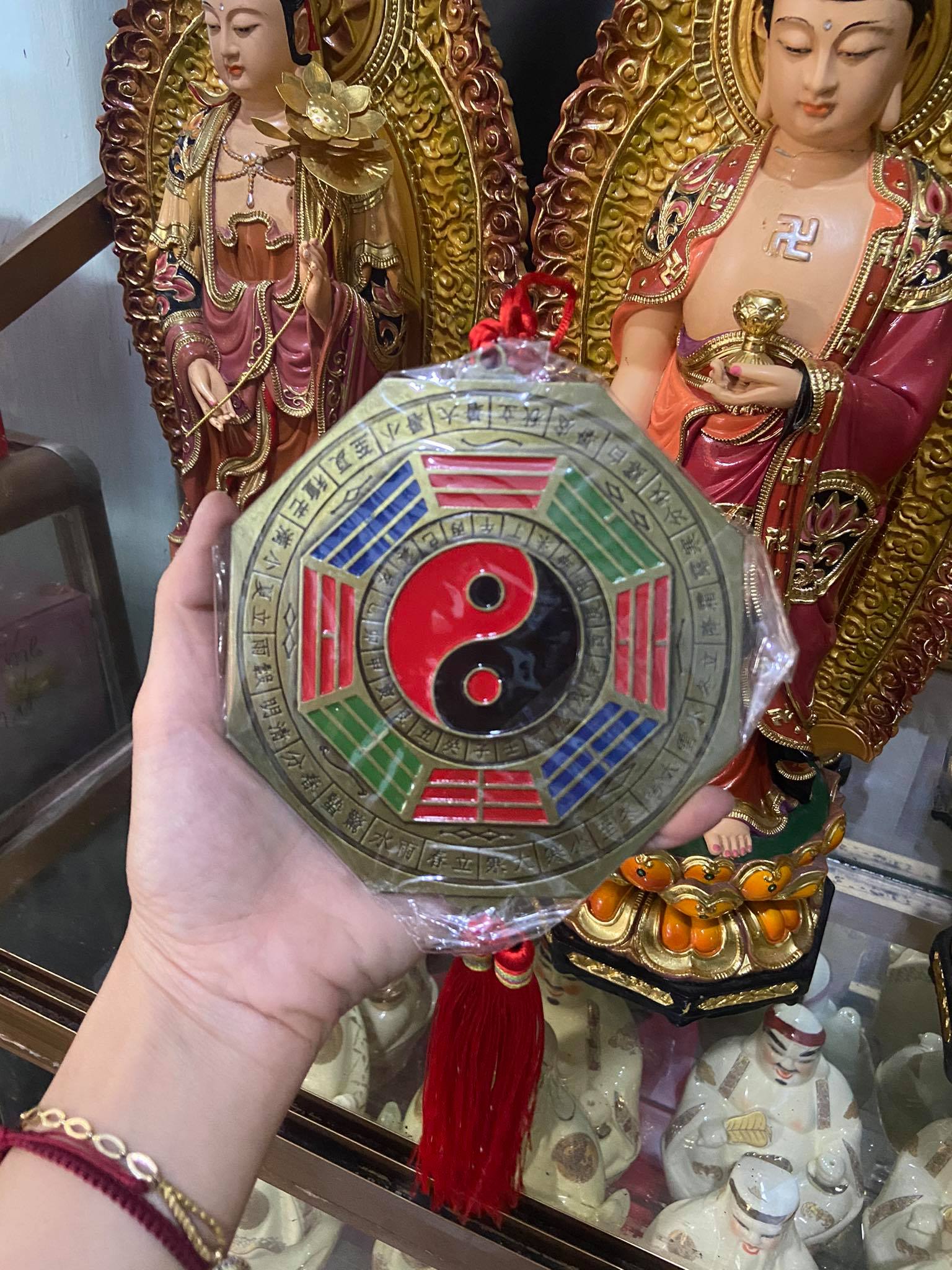 Gương bát quái 12 con giáp