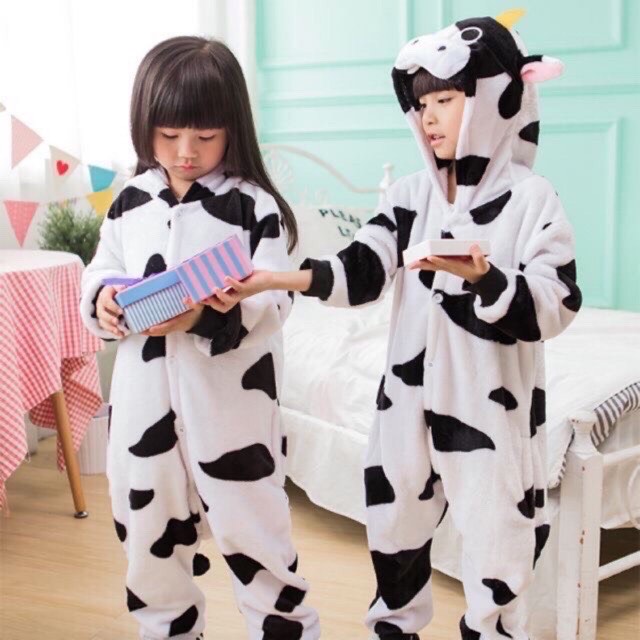 Bộ đồ bò sữa cho bé và người lớn