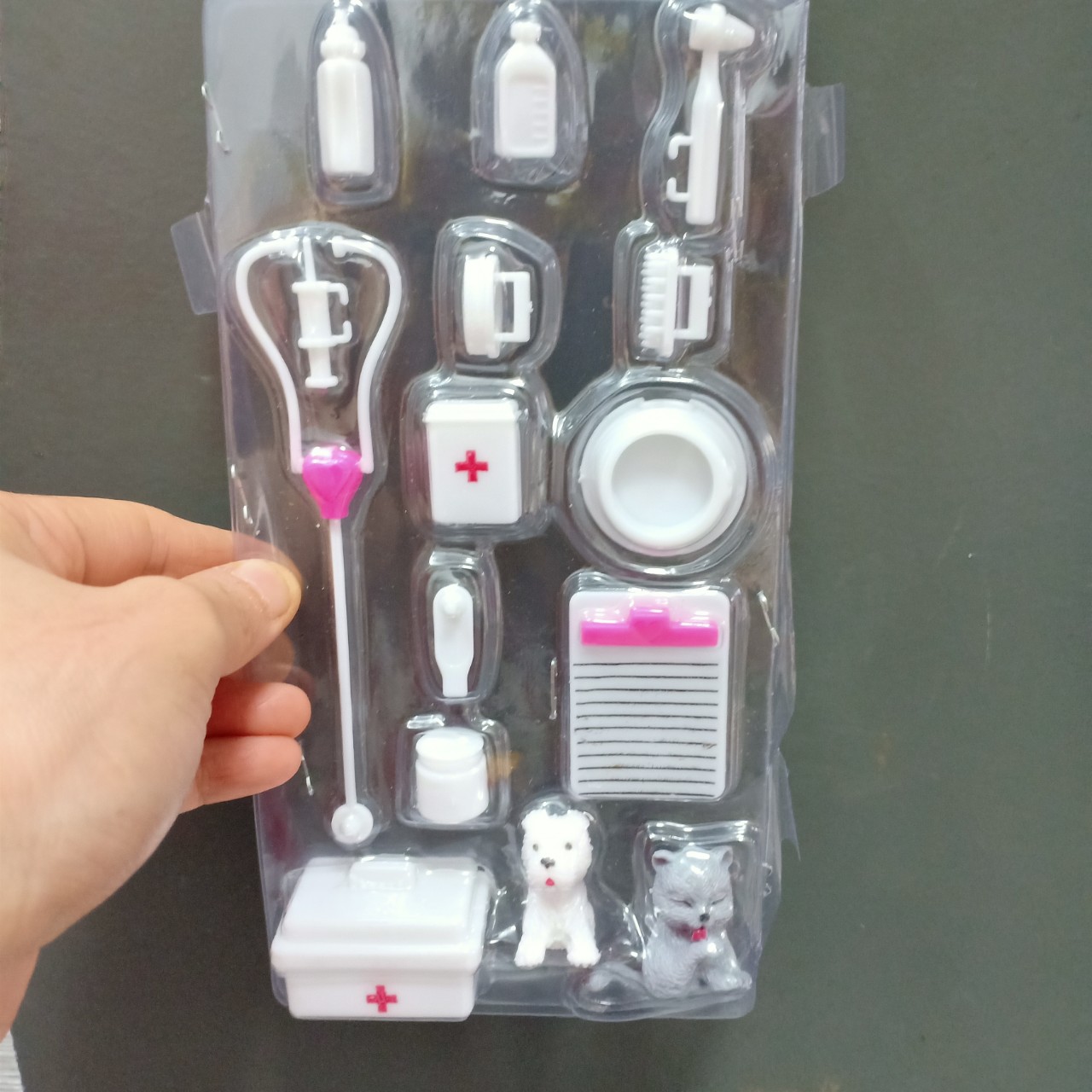 Bộ đồ chơi bác sỹ 14 món đồ chơi cho búp bê barbie