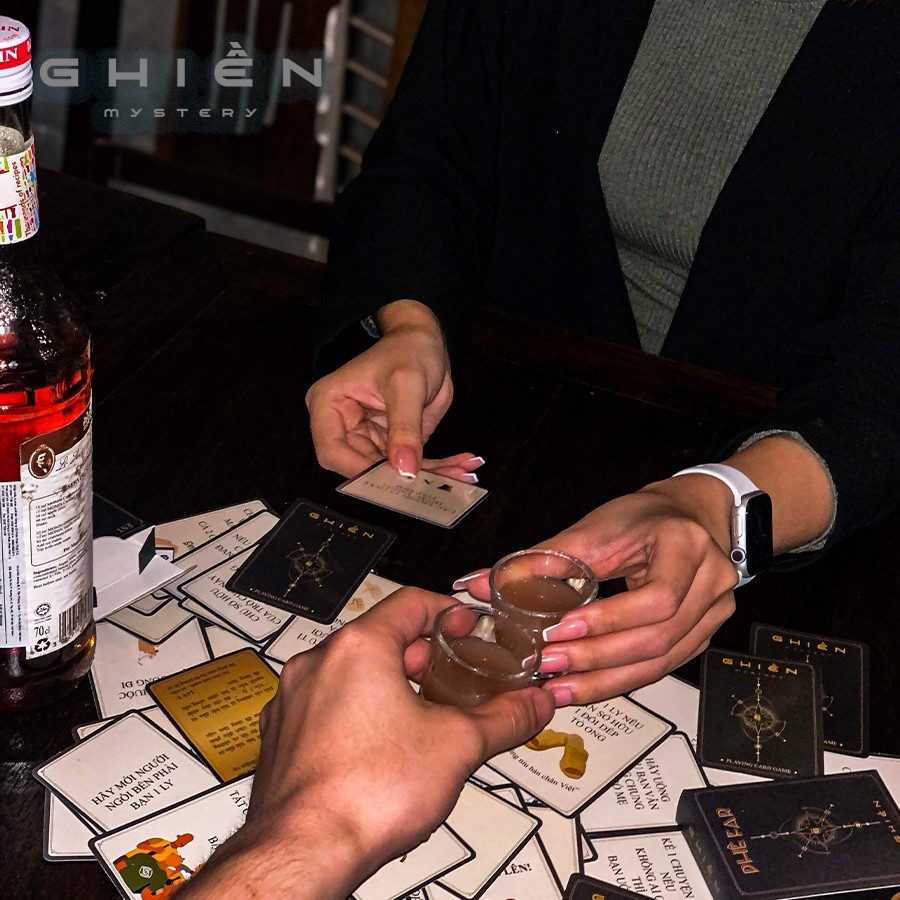 ▲ Bộ bài gây cười Phê Far - Drinking Game chơi vui vẻ với bạn bè hội nhóm đem lại cảm xúc gần gũi Ghiền Mystery