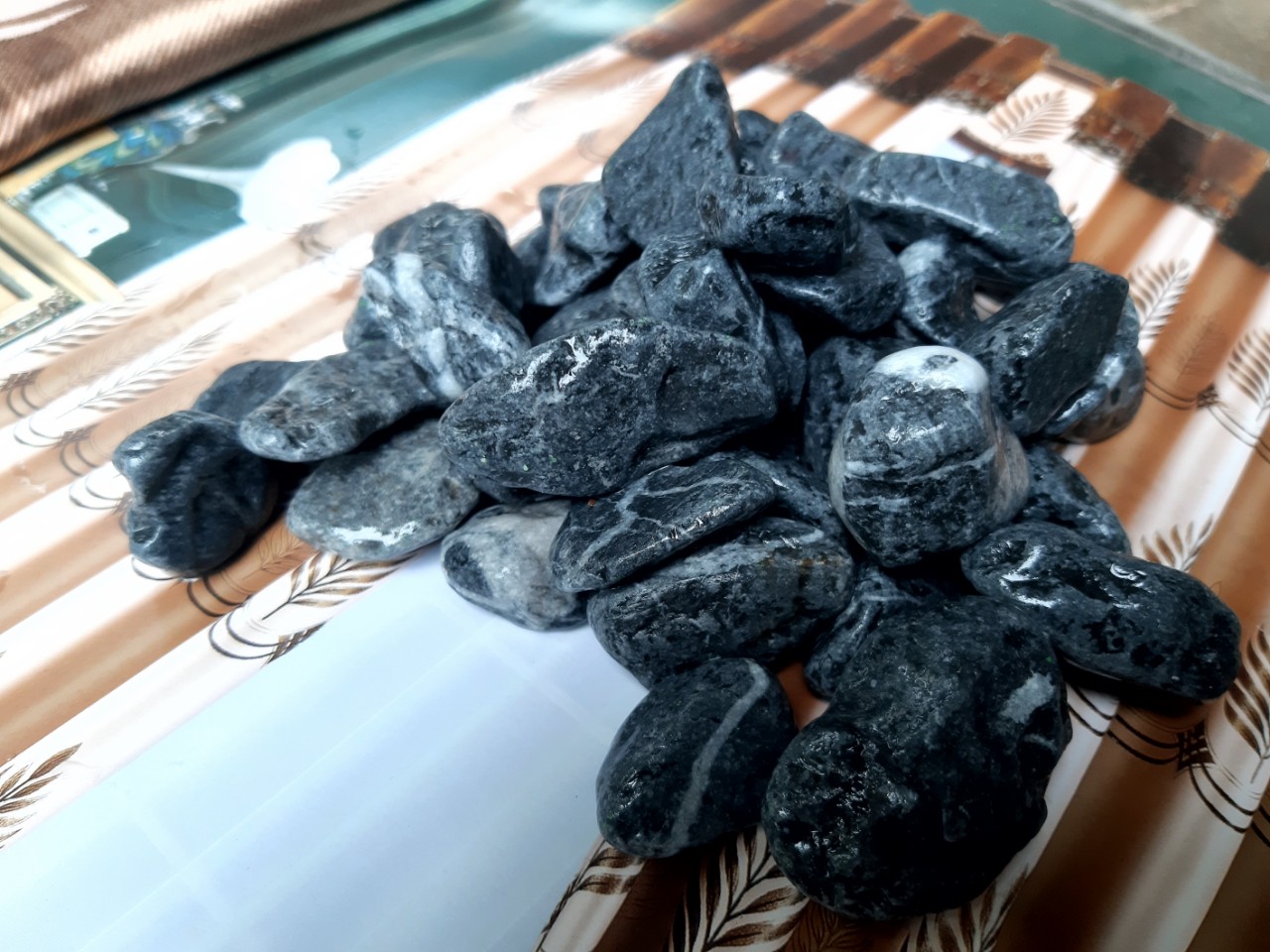Sỏi viên 2-3cm trang trí chậu cây, bể cá 1kg
