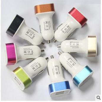 Tẩu sạc ô tô 2 cổng usb..