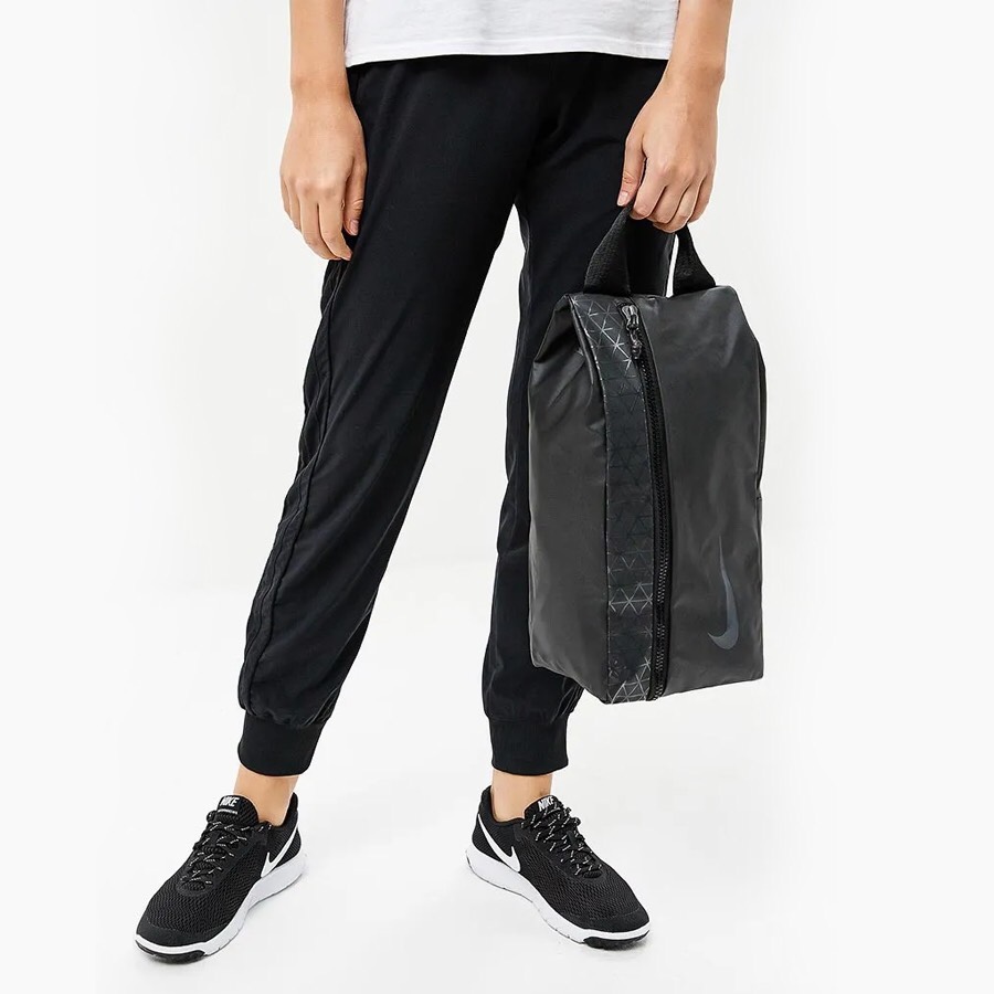 Túi Đựng Giày Nike BA5546 Túi Thể Thao Chống Thấm Tốt Phù Hợp Đi Đá Banh Cầu Lông Hoạt Động Ngoài Trời Bảo Hành Trọn Đời