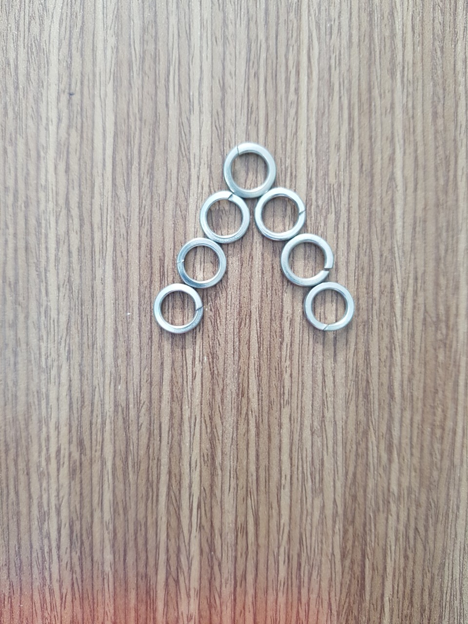 1 BỊCH 100 CON LONG ĐỀN VÊNH INOX 304 M8x12x2 M.E HOÀNG KHANG