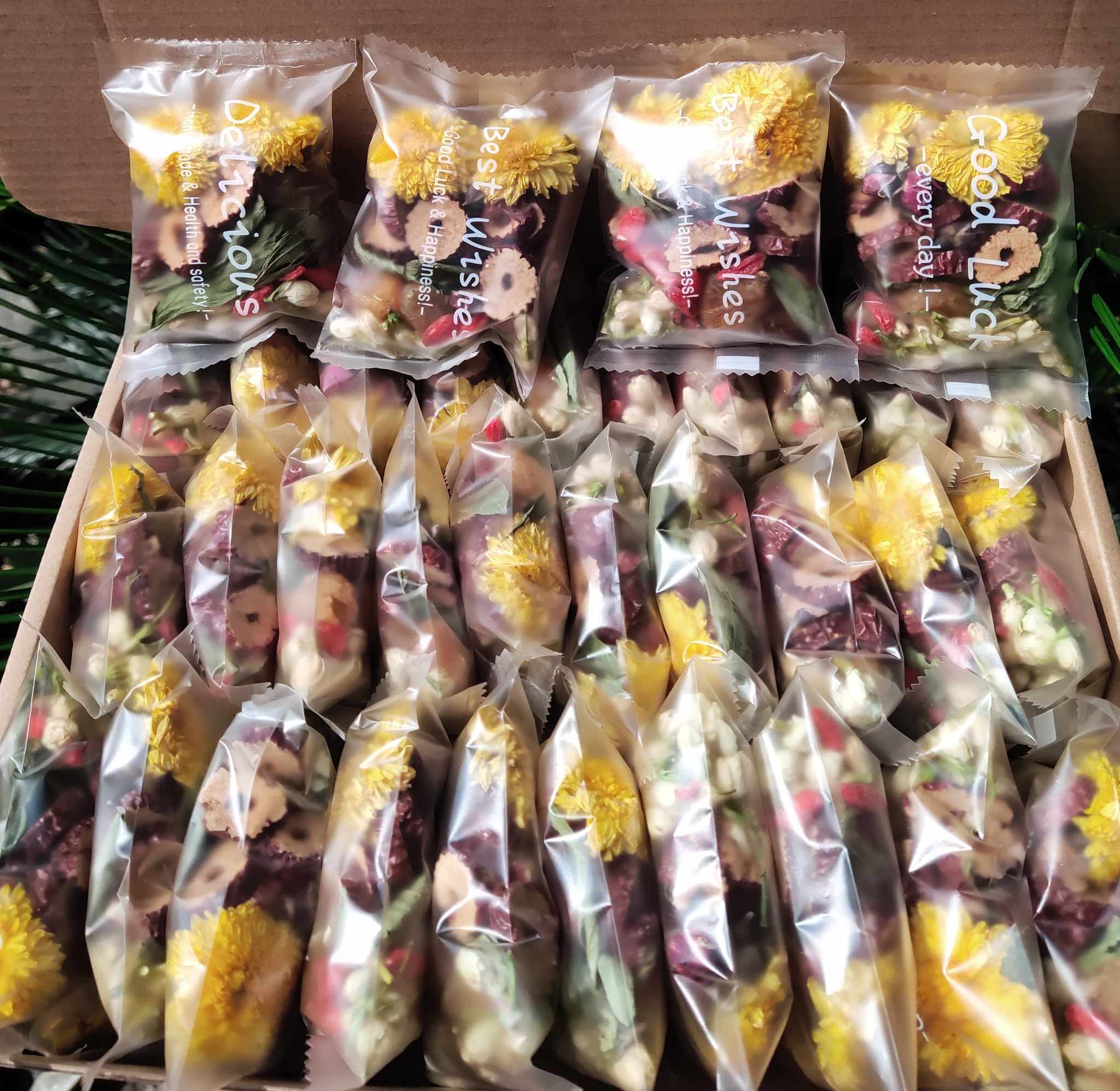 Trà dưỡng nhan bảy vị hộp 30 gói - thảo mộc my tea
