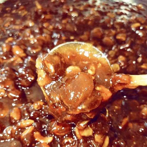 Me hạt mềm ngào khóm nhà làm 500g