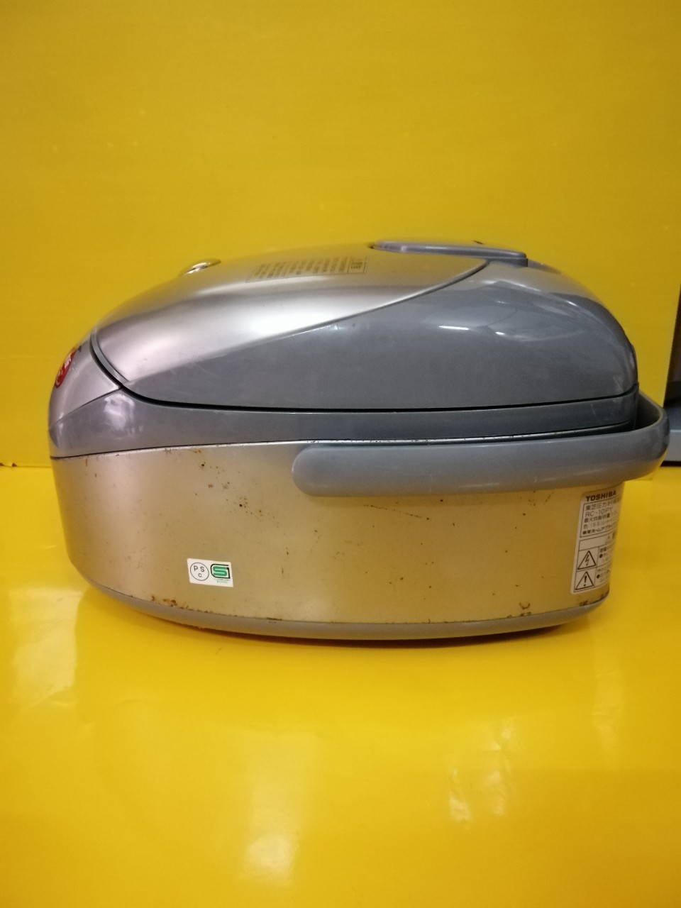 Nồi cơm nội địa Nhật Toshiba RC-10PY áp suất, hút chân không