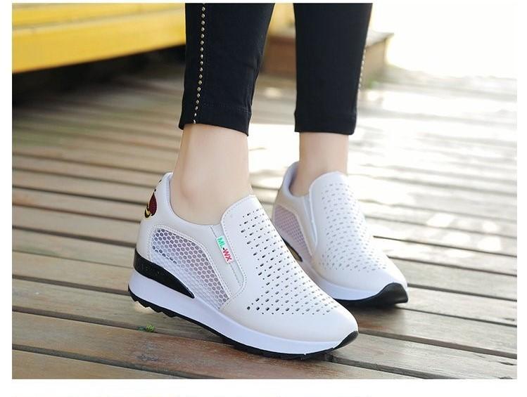 Giày lười độn đế 7 phân lỗ thoáng khí gót thêu ong cực xinh