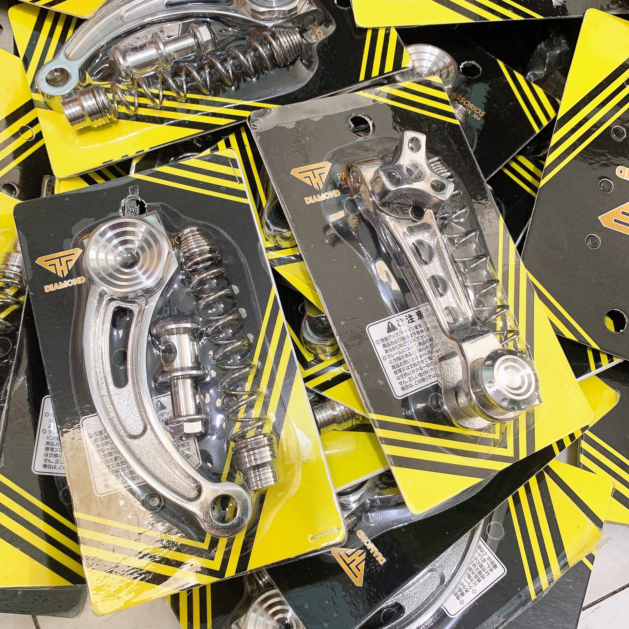 [VOUCHER 8%] Càng thắng sau INOX 304 sáng bóng, không gỉ gắn được cho các dòng xe, hàng mới đẹp 100%