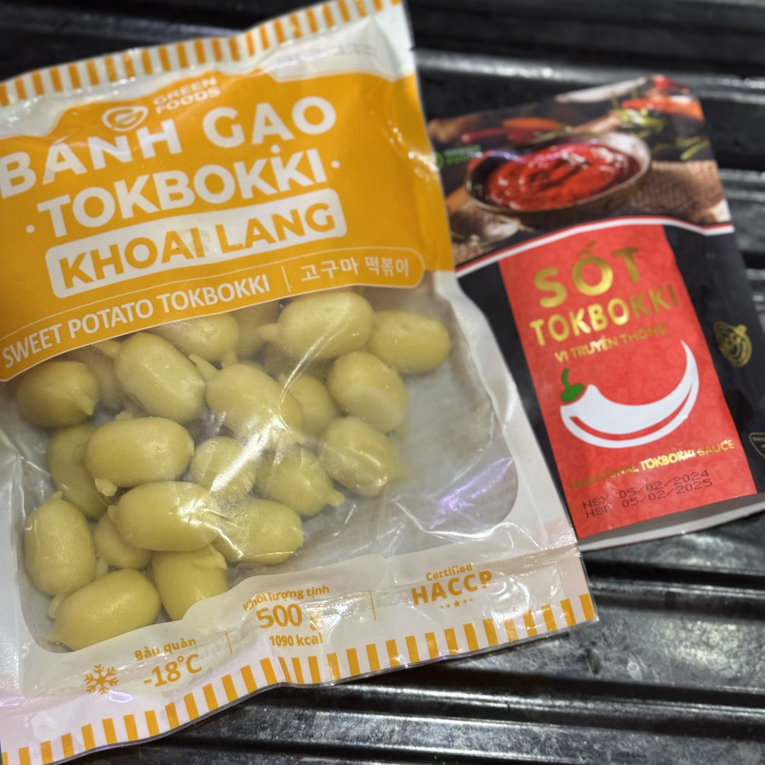 Combo 230gr sốt vị truyền thống  GREEN FOOD+500gr Bánh Gạo Tokbokki Hàn Quốc Nhân Khoai Lang