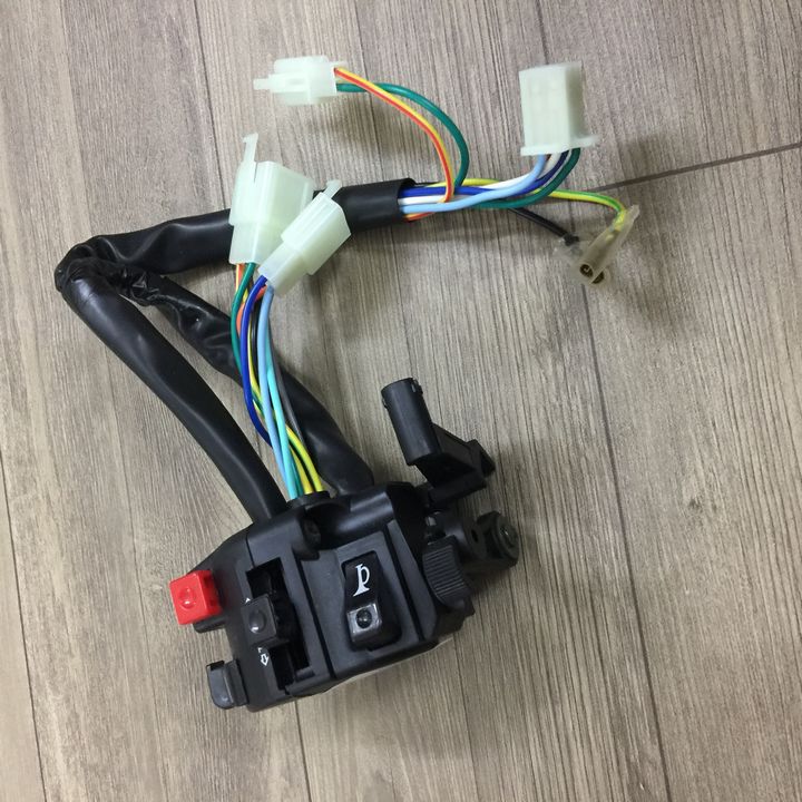 [ 2 BÊN TRÁI hoặc PHẢI  ] Cụm công tắc tay lái xe Wave ZX /Wave thái / Wave nhỏ đời 1997-2006