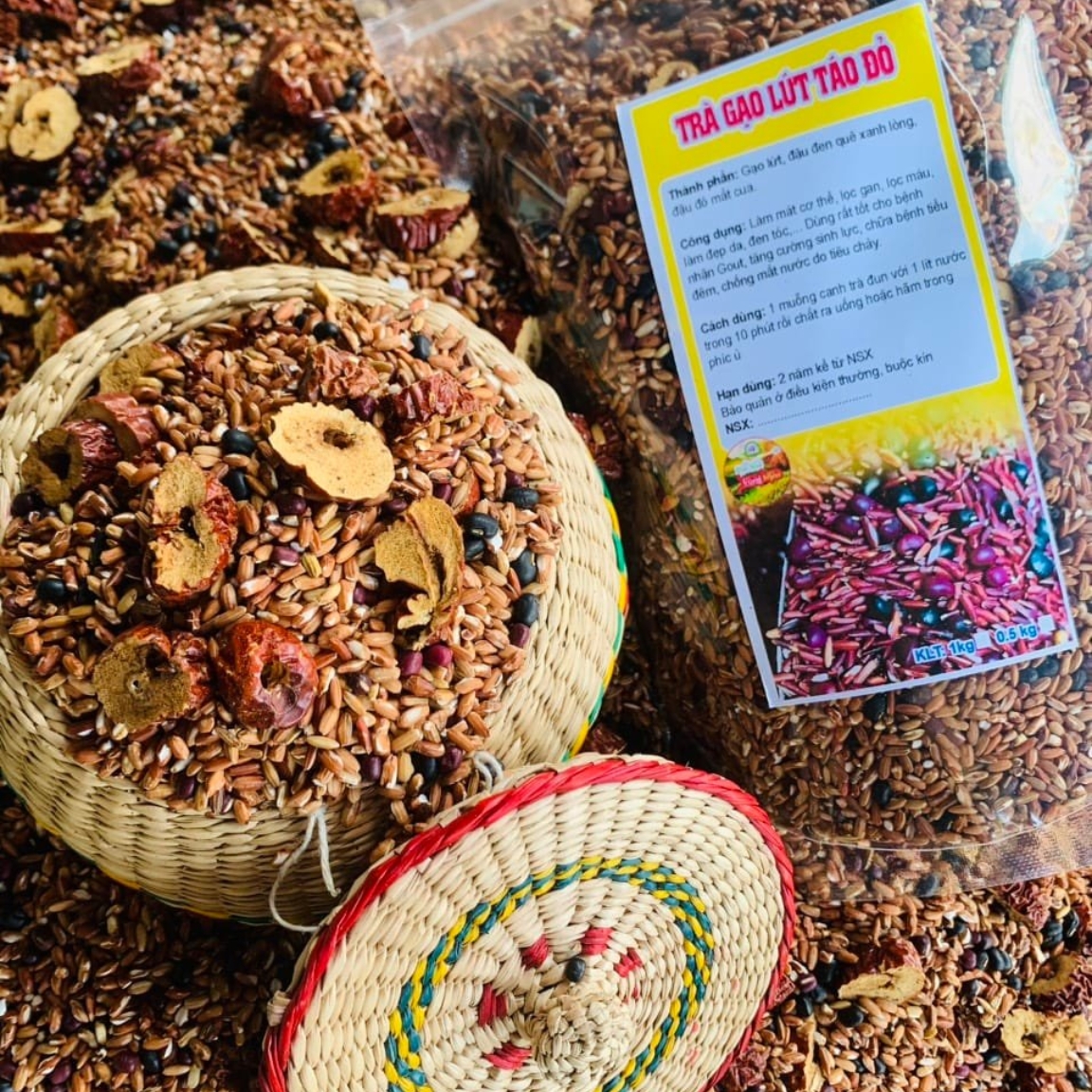 (1kg) Trà gạo lứt huyết rồng, táo đỏ đậu đen rang sẵn, thảo mộc quê việt detox giúp giảm cân giảm mỡ bụng, mỡ máu