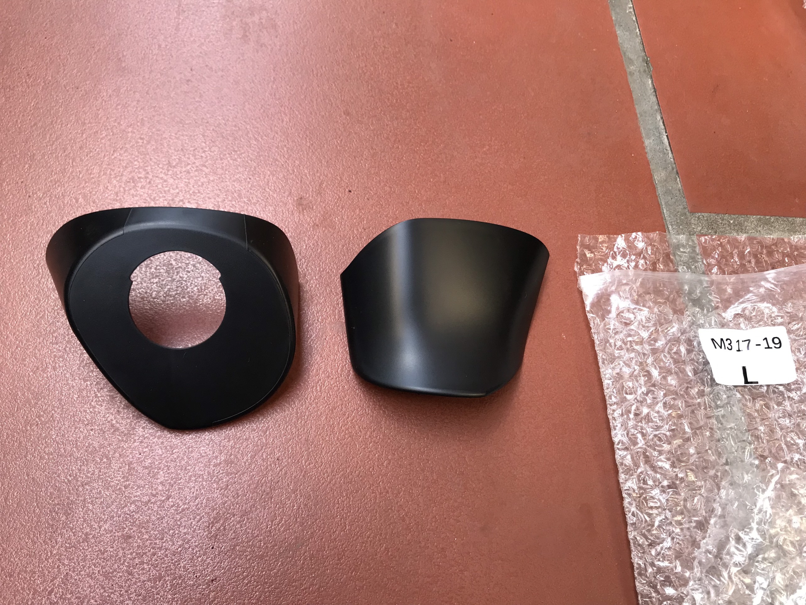 Ốp chân gương mazda 3 2015-2019
