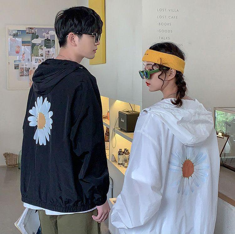 [HCM]Áo Khoác Dù Nam Nữ Thêu Hoa Cúc Kiểu Dáng Đơn Giản Hot Trend .TP