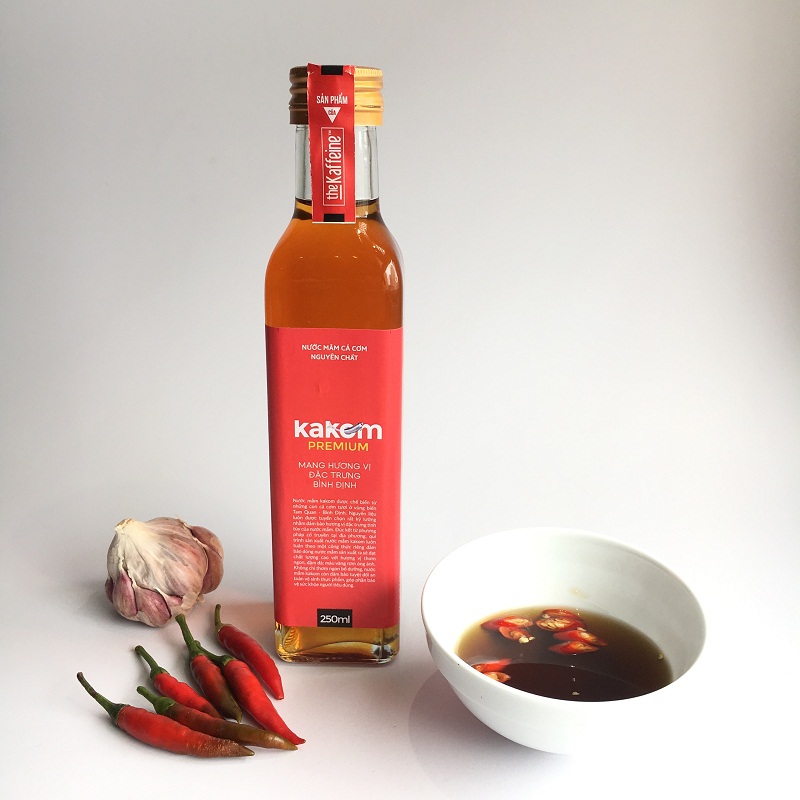 Nước mắm Truyền Thống Premium Kakom 2 x 250ml_The Kaffeine
