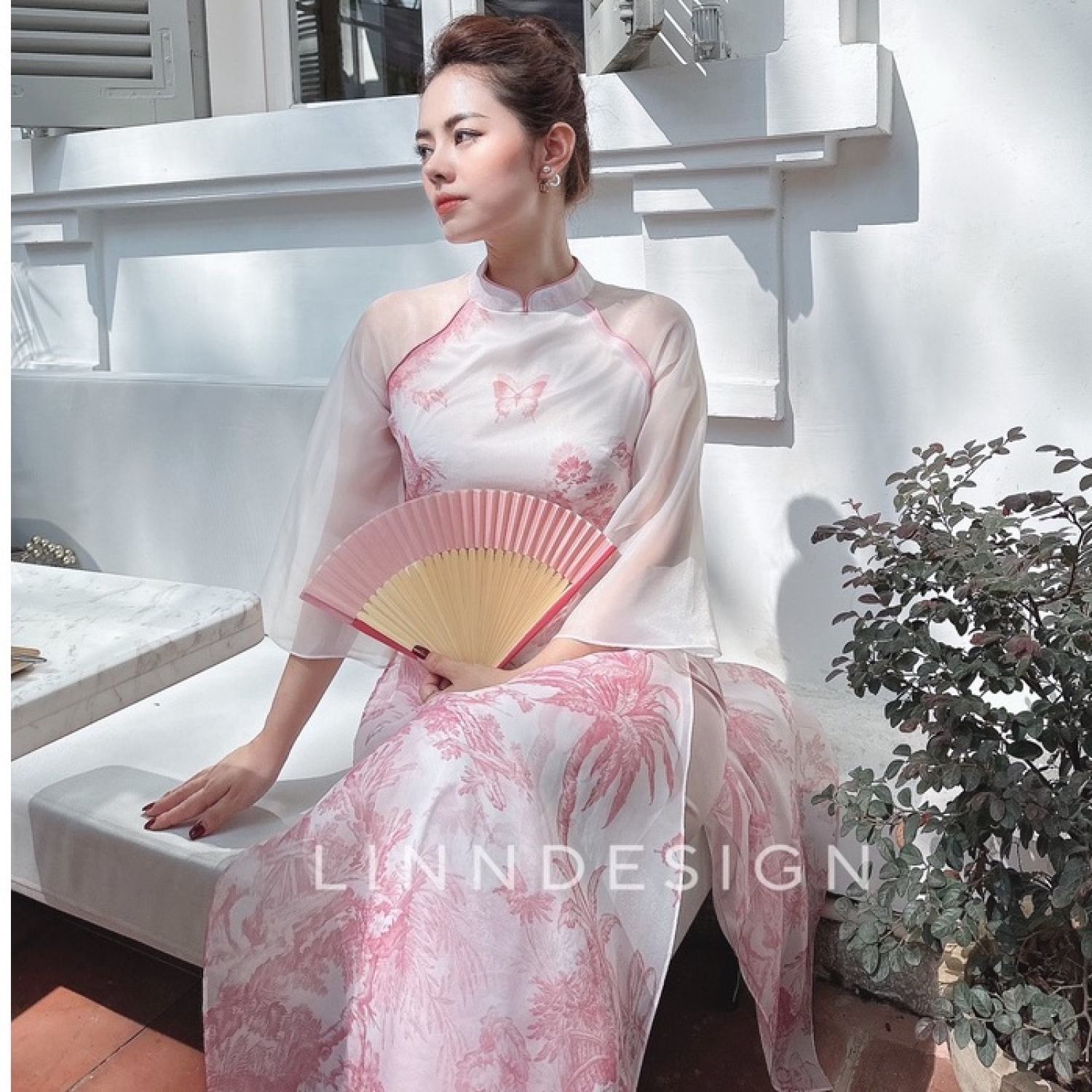 Áo dài cách tân 4 եà bách thanh by linn design