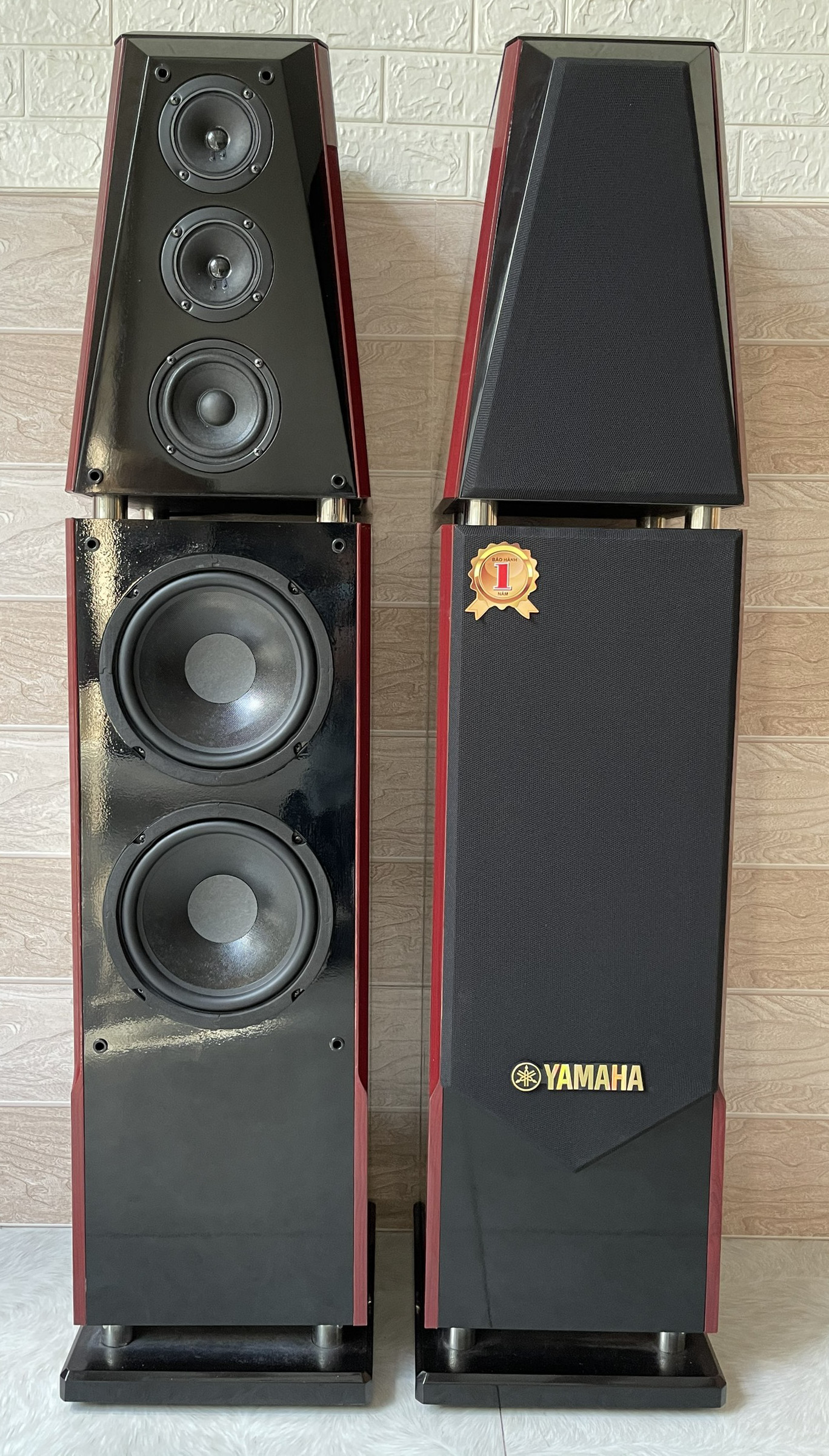 Loa đứng karaoke gia đình Ymaha