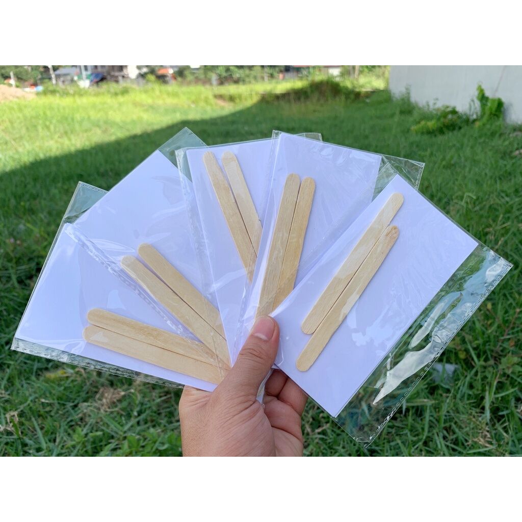 Que gạt và giấy was lông.....