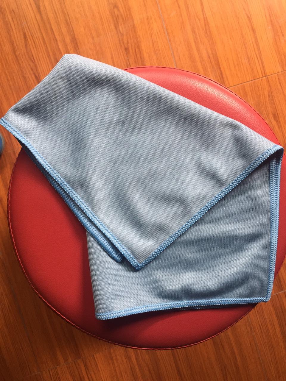 Khăn lau kính ô tô, nhà cửa chuyên dụng