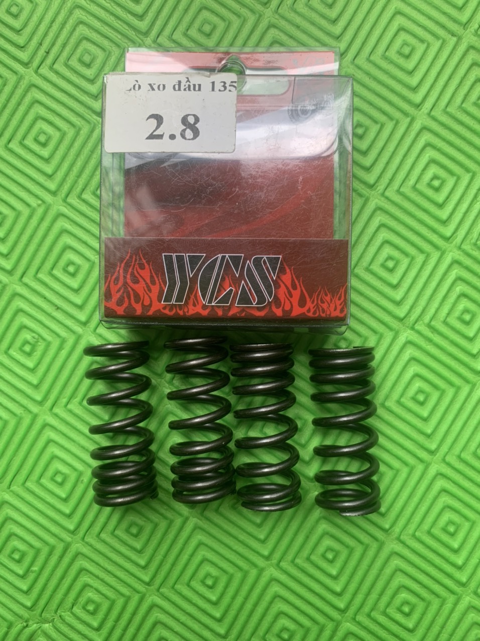 Lò xo đầu 2.8 xe exciter 135 hiệu ycs